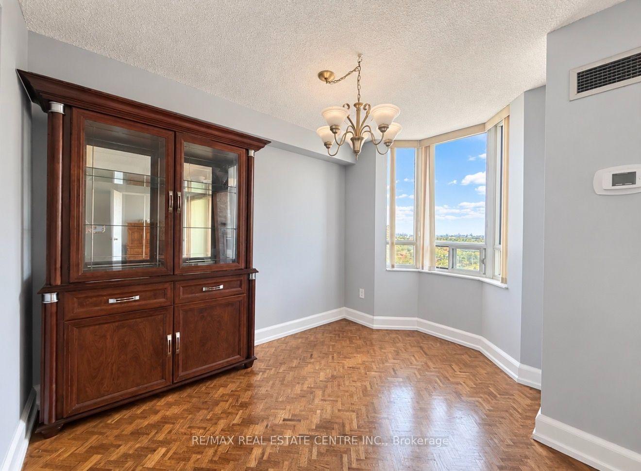 Photo 24 of Unit 910, 5 Lisa Street, Brampton, Queen Street Corridor — HOMEH