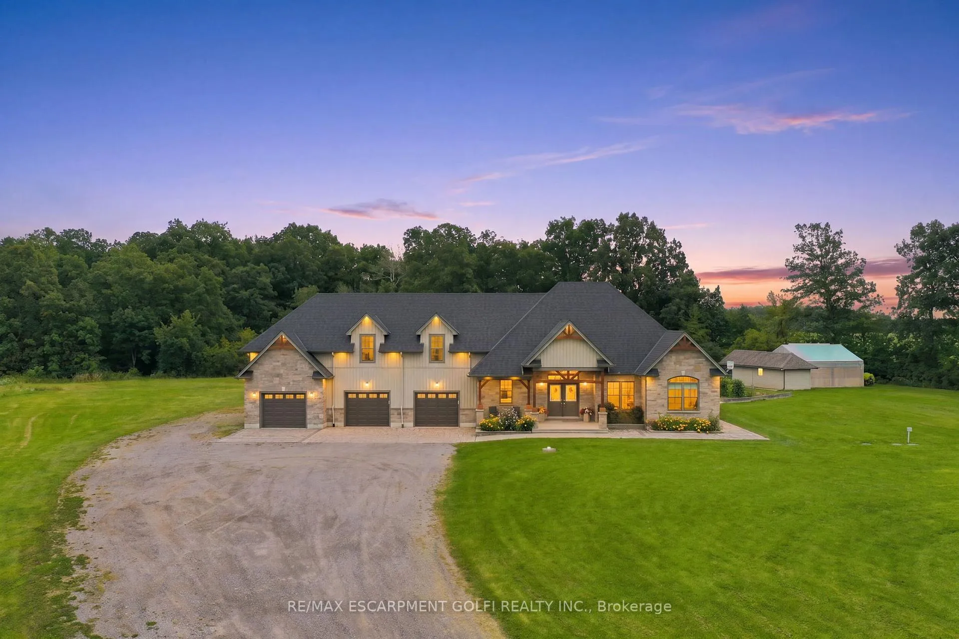Photo 1 of 3265 Mountain Road, Lincoln, Beamsville — HOMEH