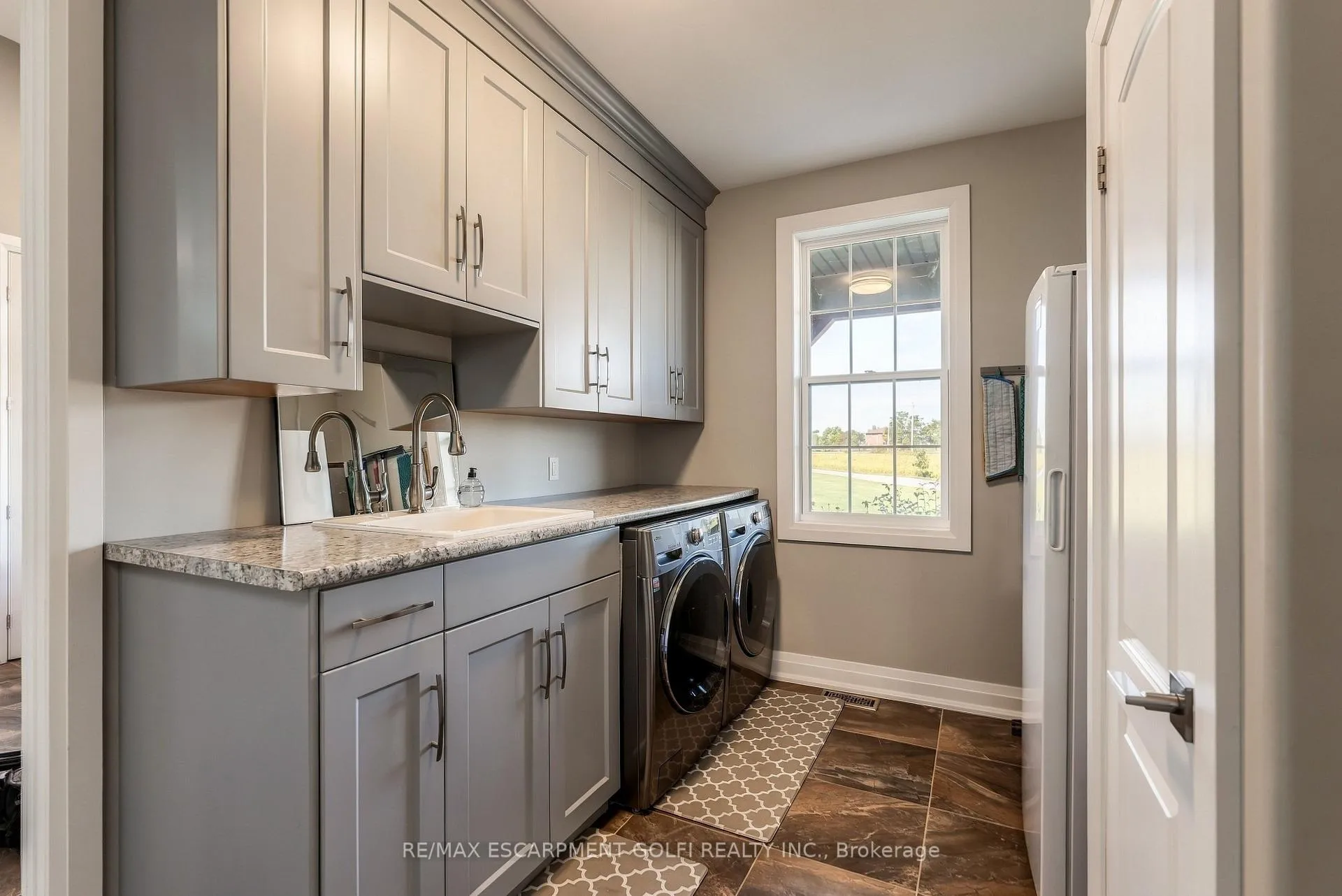 Photo 22 of 3265 Mountain Road, Lincoln, Beamsville — HOMEH