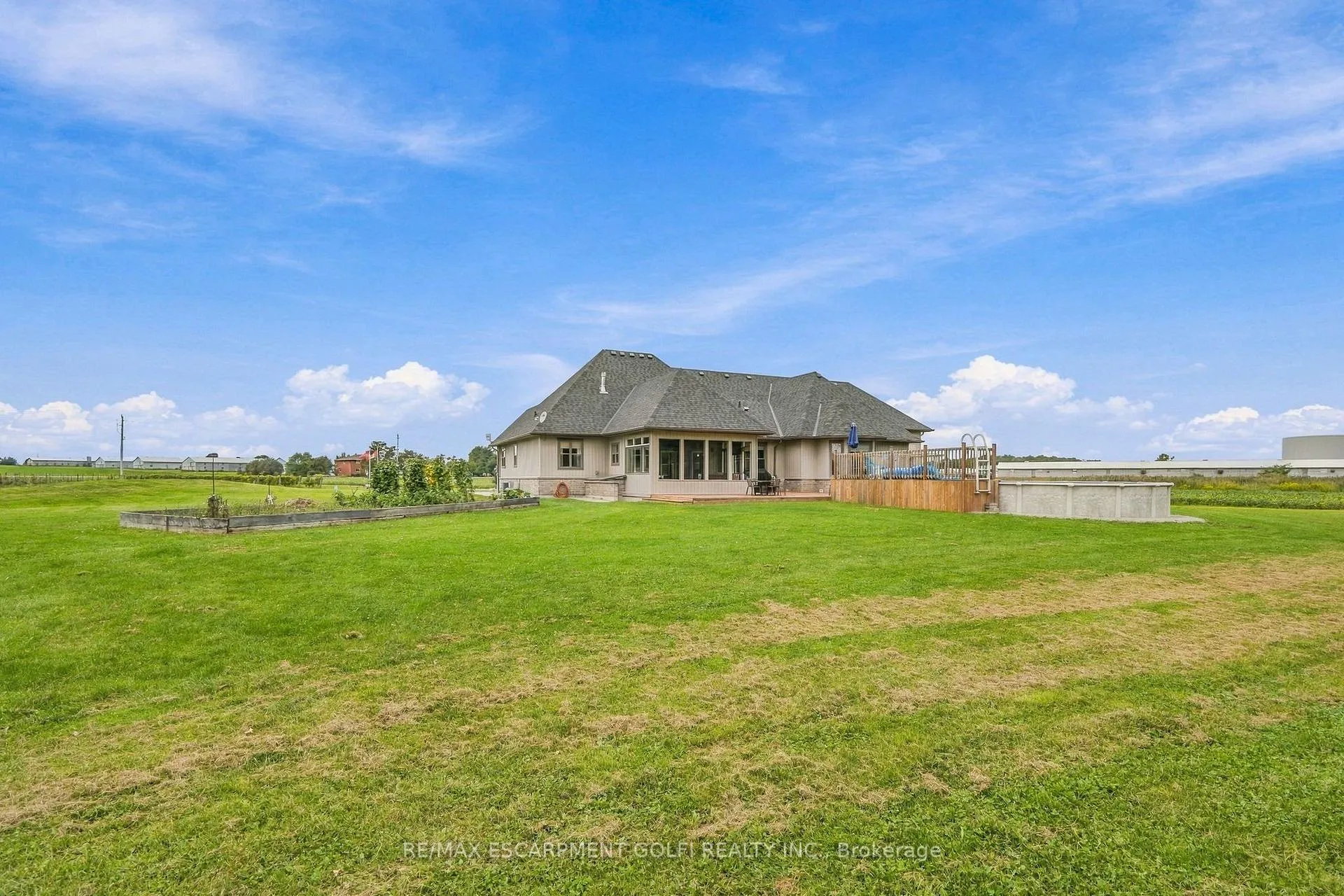 Photo 39 of 3265 Mountain Road, Lincoln, Beamsville — HOMEH