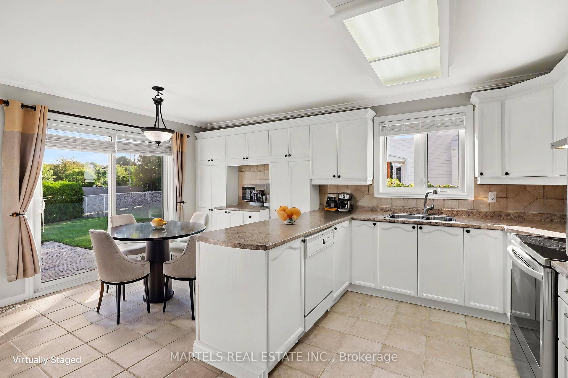 Photo 6 of 721 Morewood Crescent, Ottawa, Fallingbrook/Pineridge — HOMEH
