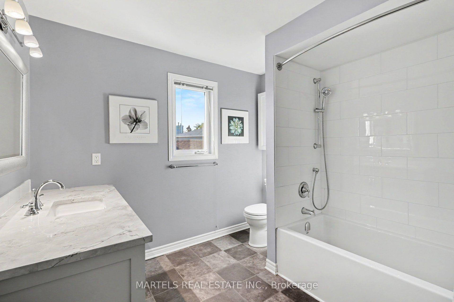 Photo 16 of 721 Morewood Crescent, Ottawa, Fallingbrook/Pineridge — HOMEH