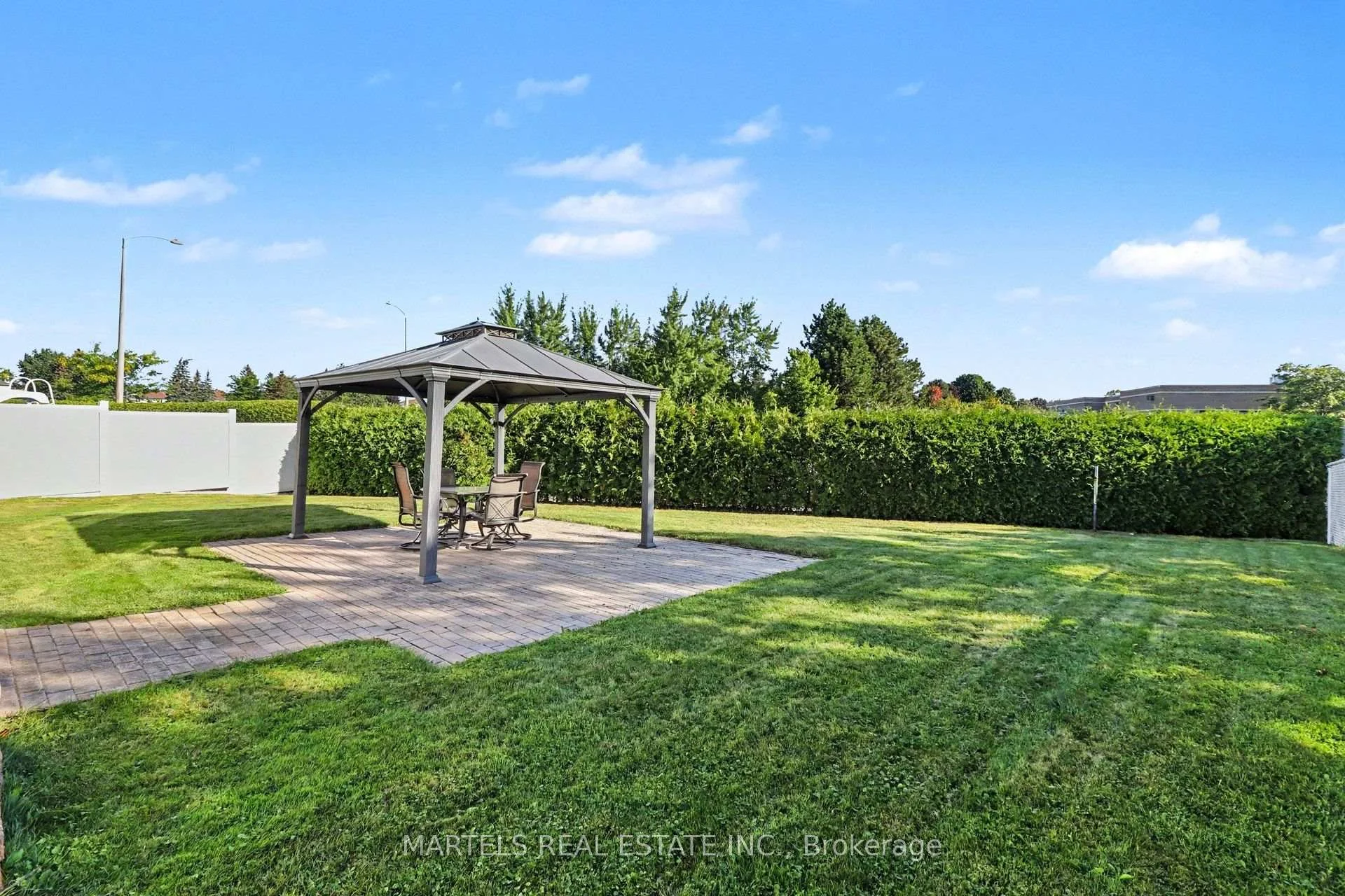 Photo 31 of 721 Morewood Crescent, Ottawa, Fallingbrook/Pineridge — HOMEH