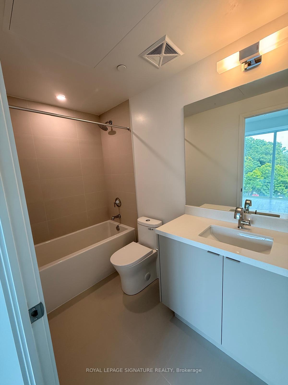 Photo 14 of Unit 321, 2452 Bloor Street W, Toronto, Lambton Baby Point — HOMEH