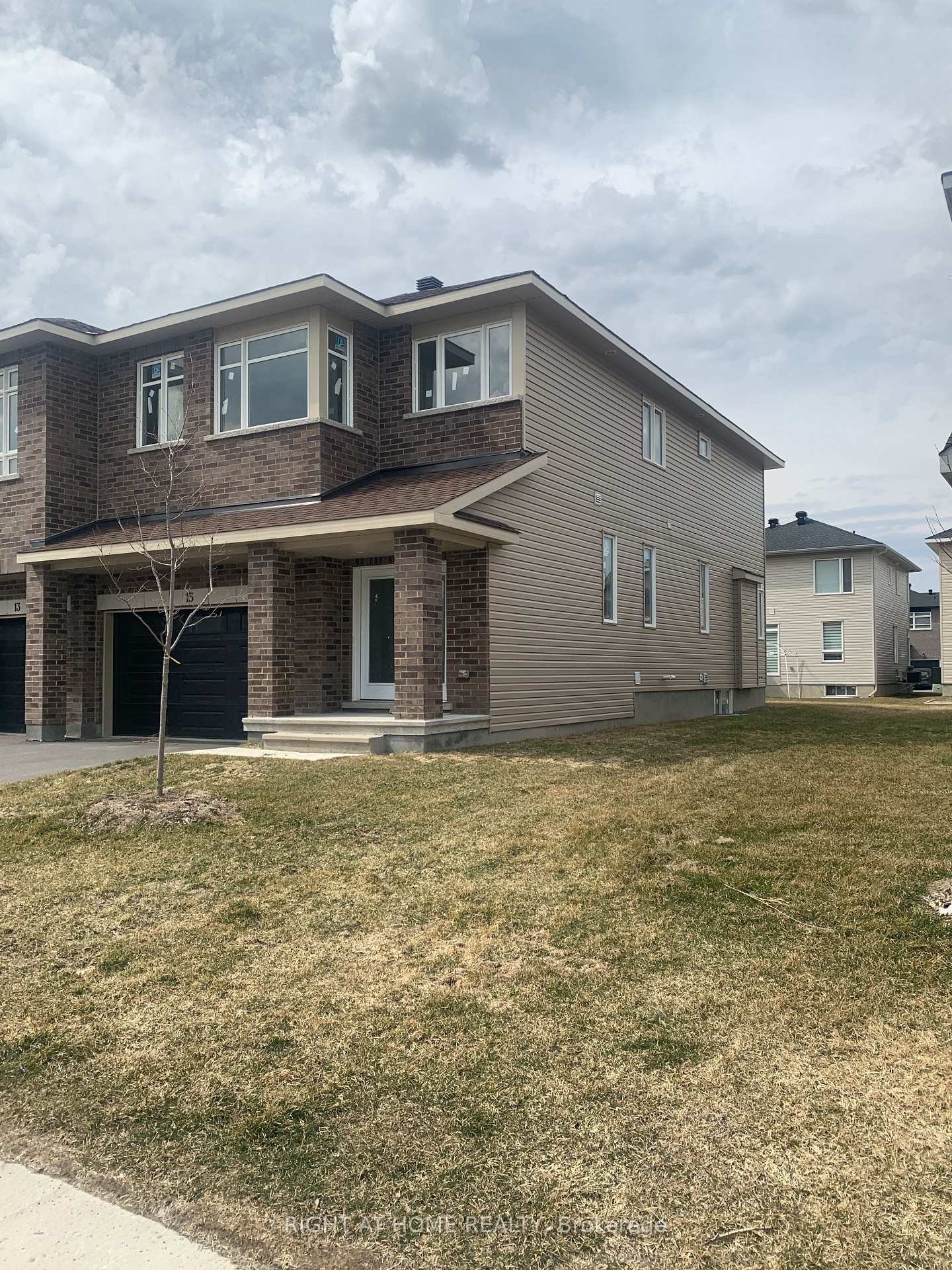 Photo 2 of 15 Wylie Way, Carleton Place, Carleton Place — HOMEH
