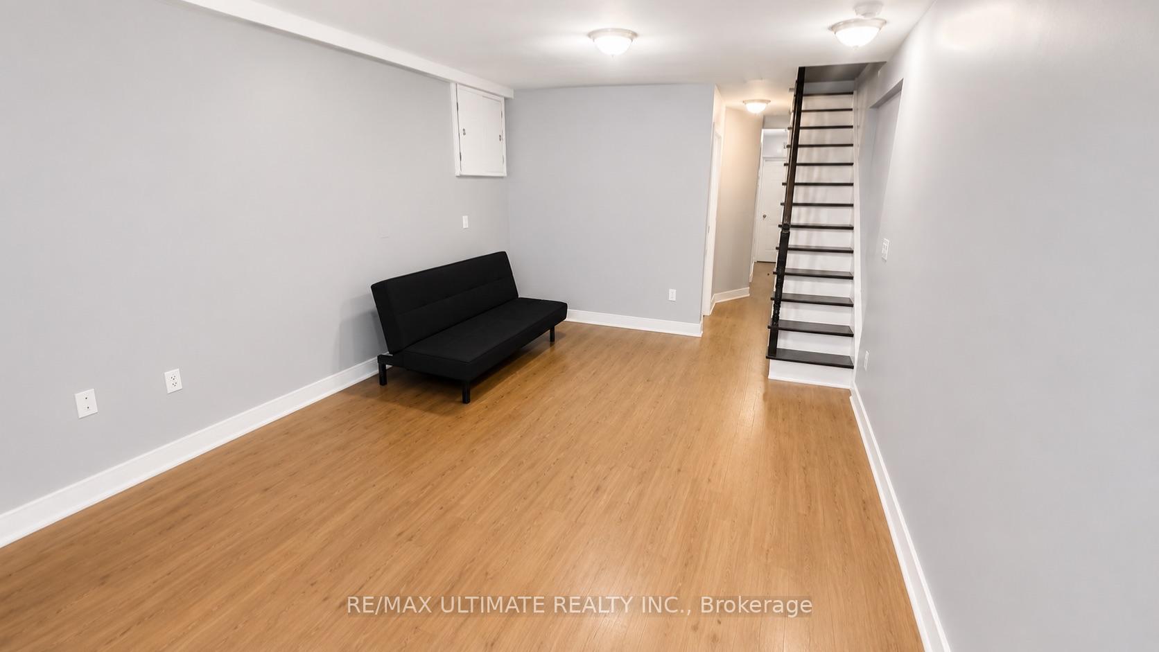 Photo 2 of 634 Shaw Street, Toronto, Palmerston-Little Italy — HOMEH