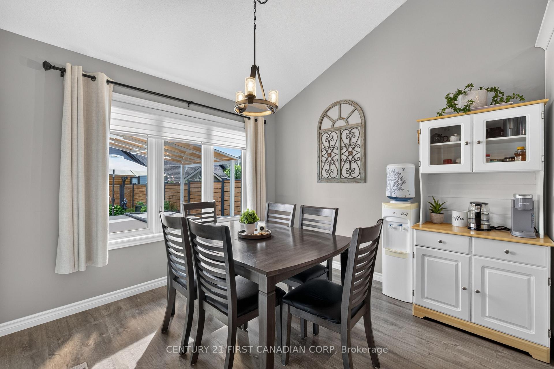 Photo 17 of 347 High Street, Central Elgin, Port Stanley — HOMEH