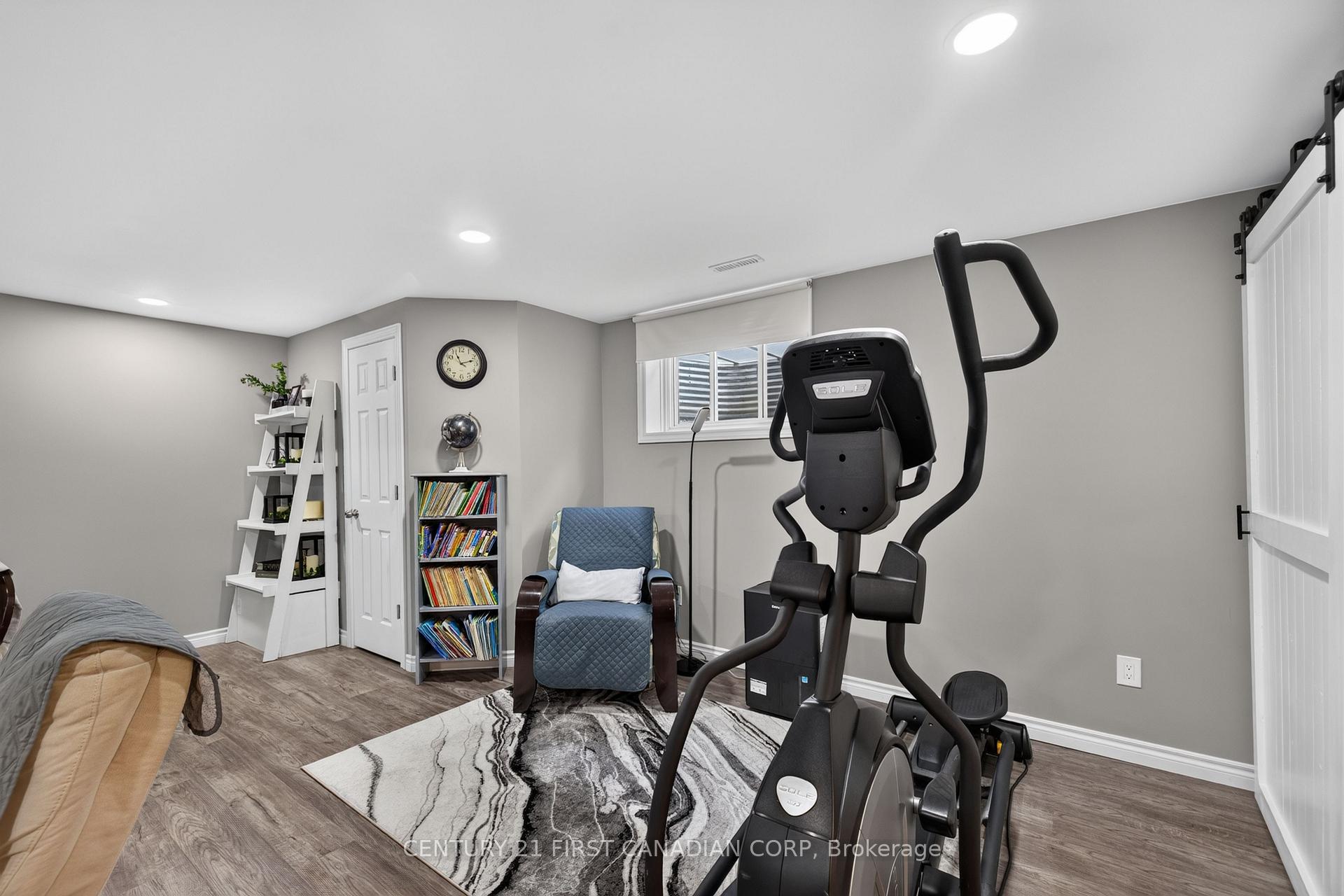 Photo 21 of 347 High Street, Central Elgin, Port Stanley — HOMEH