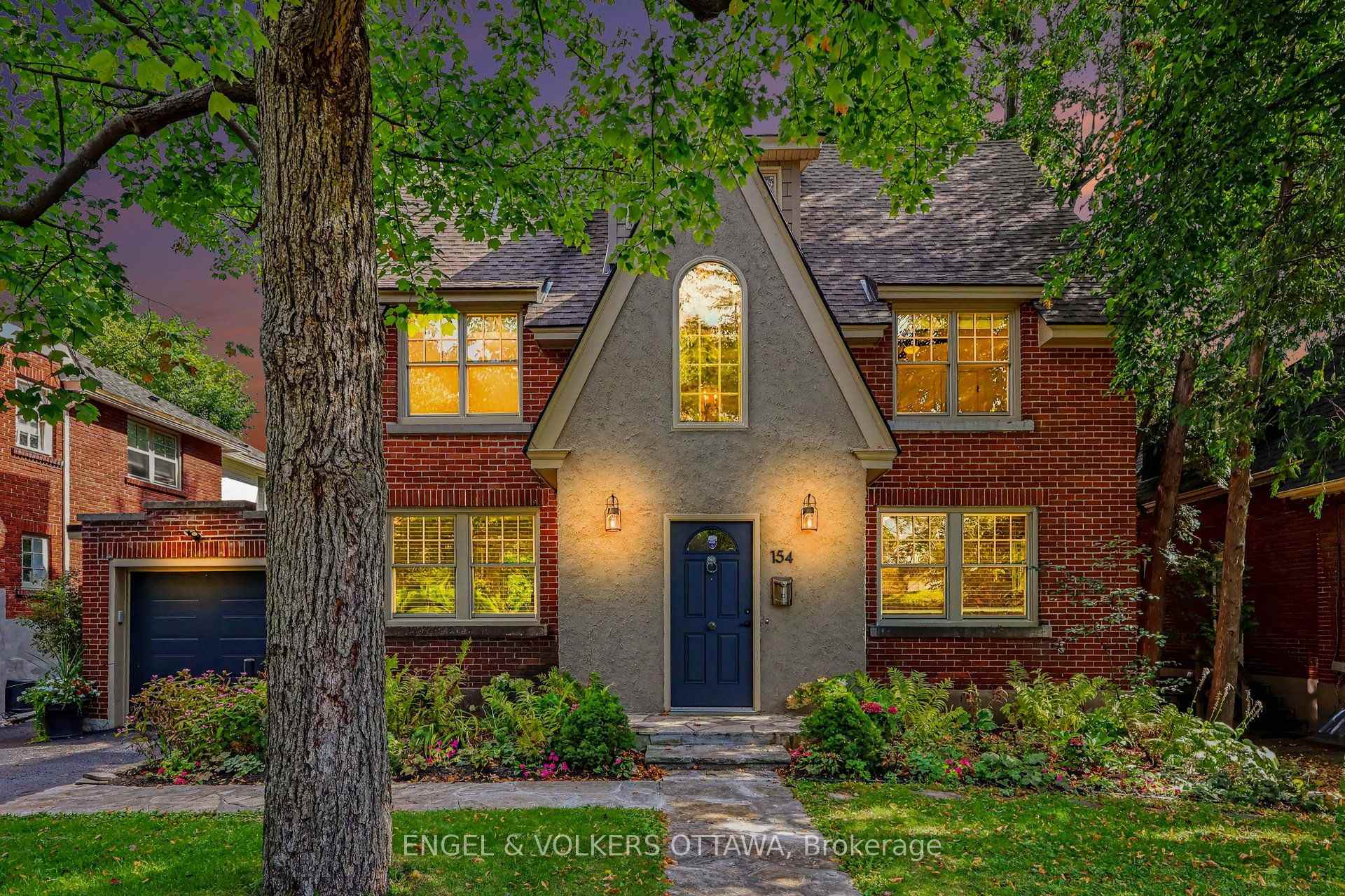 Photo of 154 Acacia Avenue