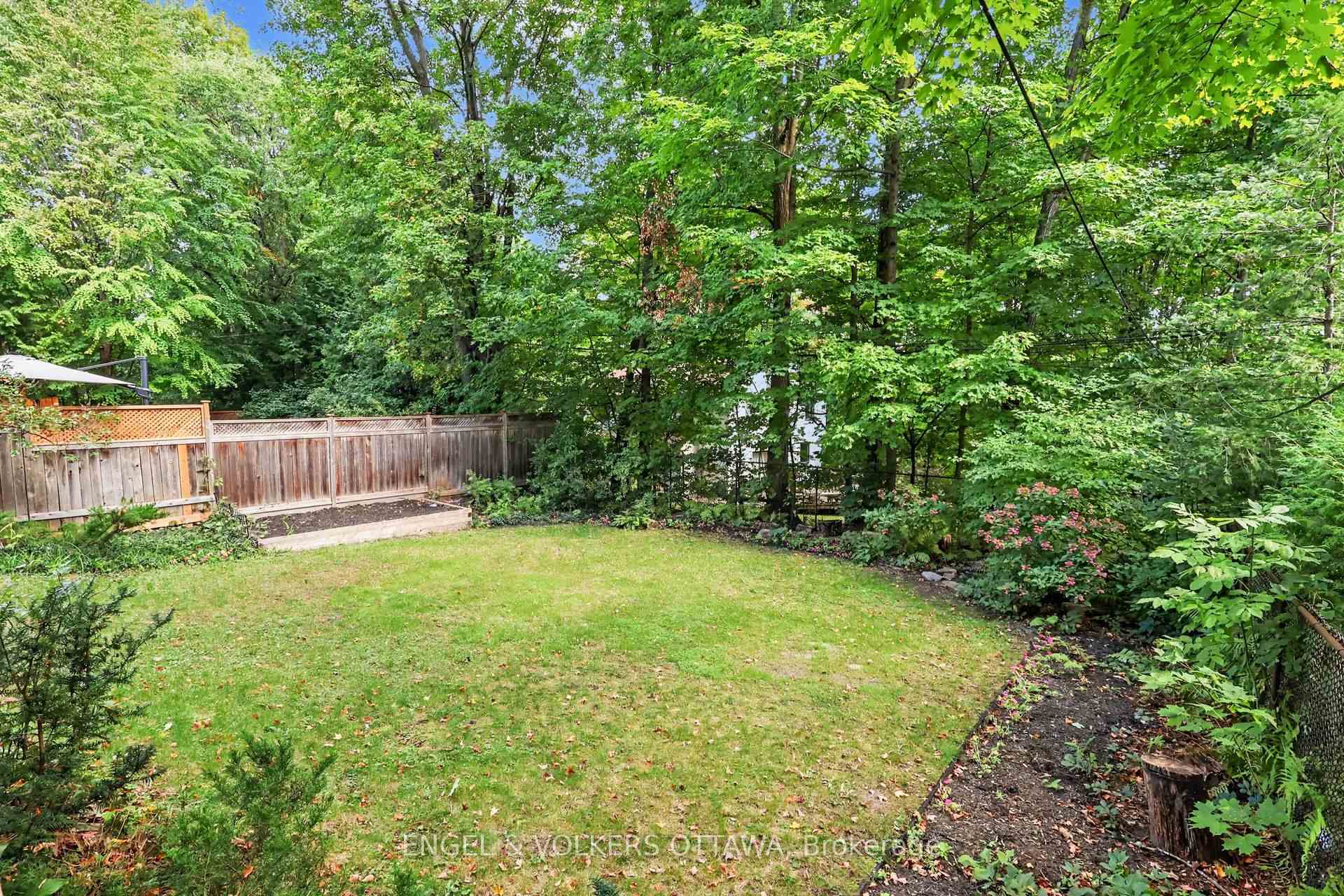 Photo 47 of 154 Acacia Avenue, Ottawa, Rockcliffe — HOMEH
