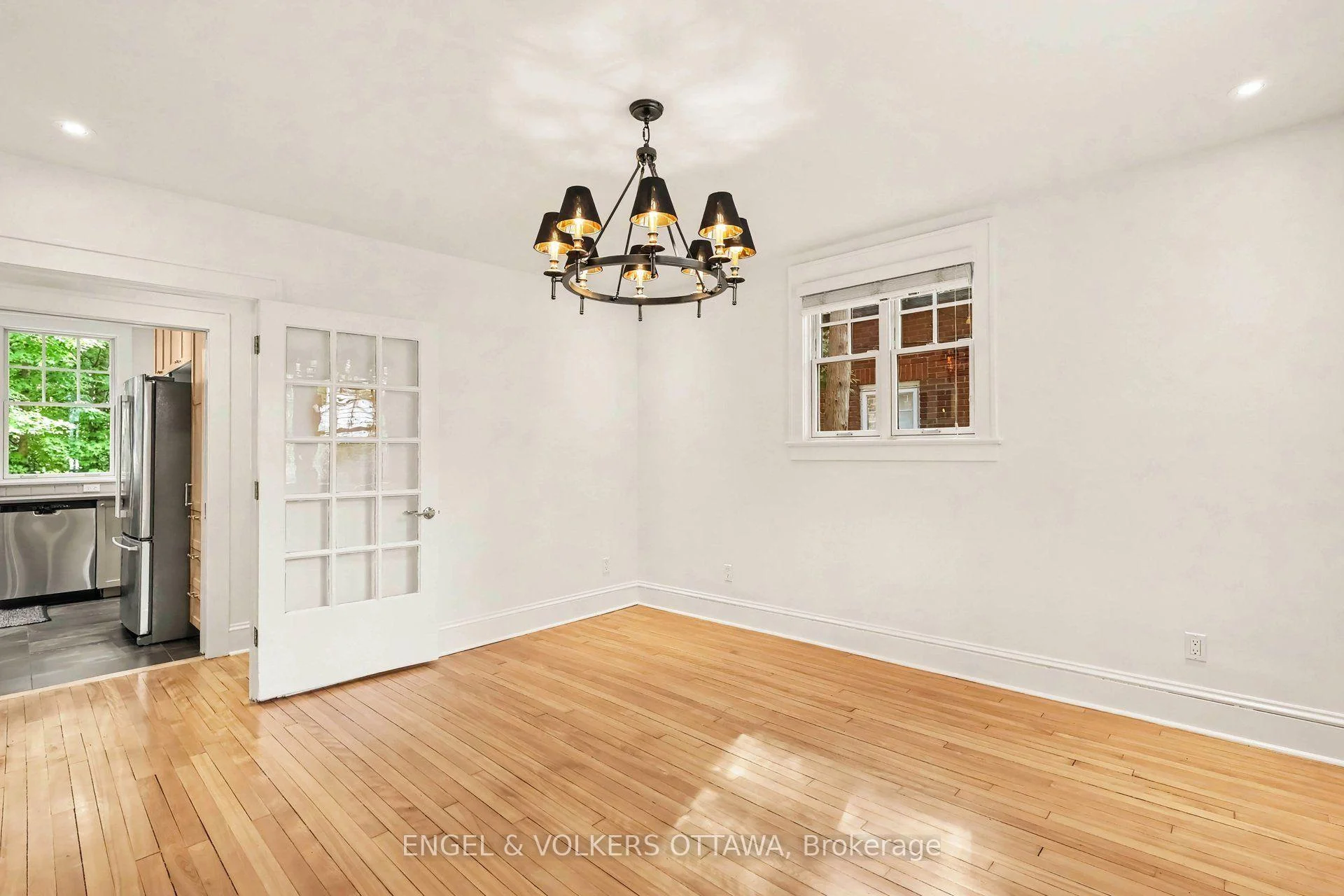 Photo 16 of 154 Acacia Avenue, Ottawa, Rockcliffe — HOMEH