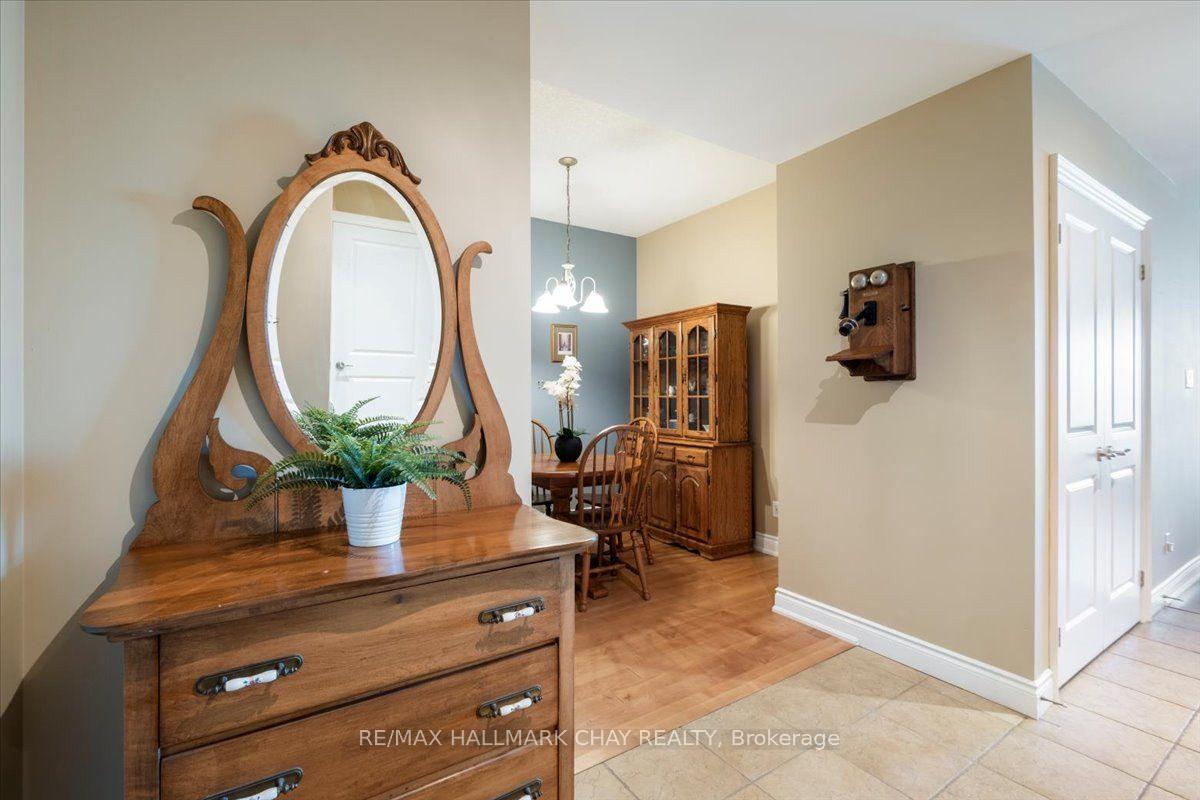 Photo 6 of Unit 602, 33 Ellen Street, Barrie, Lakeshore — HOMEH