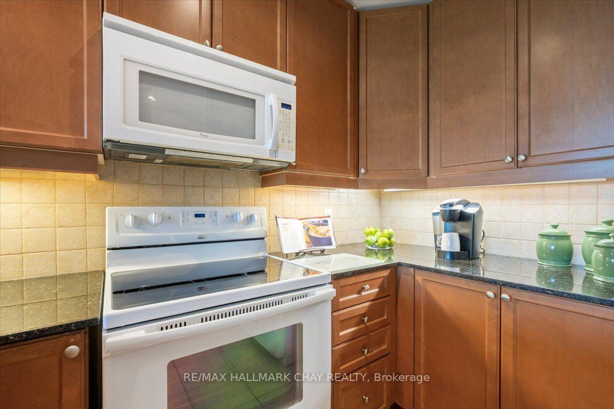 Photo 15 of Unit 602, 33 Ellen Street, Barrie, Lakeshore — HOMEH