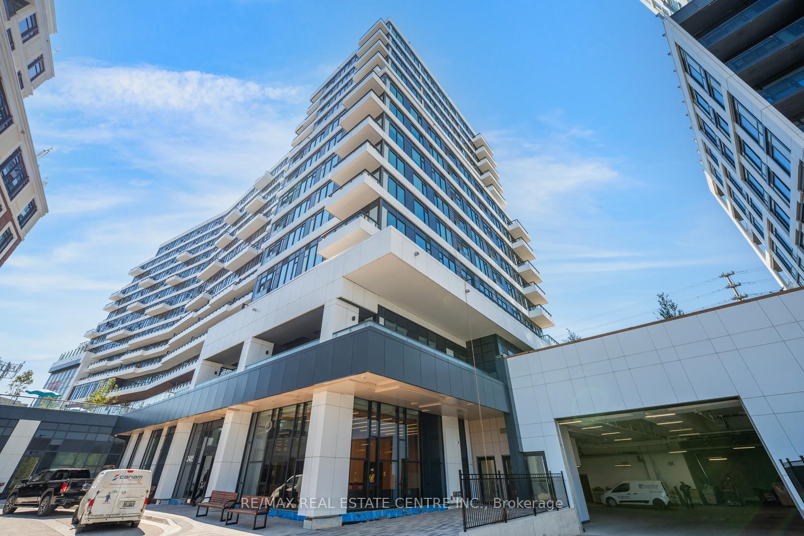 Front of Unit 605, 2485 Eglinton Avenue W