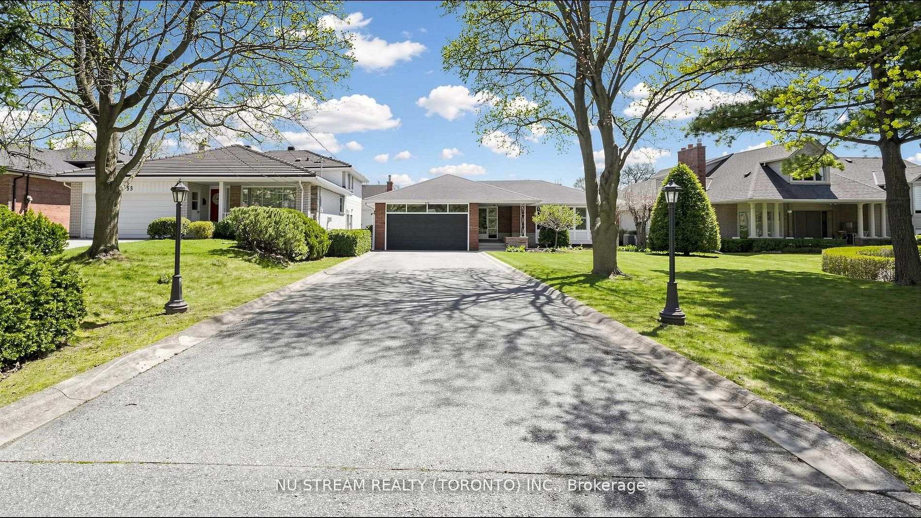 Photo 5 of 55 Sunvale Drive, Etobicoke, Willowridge-Martingrove-Richview — HOMEH