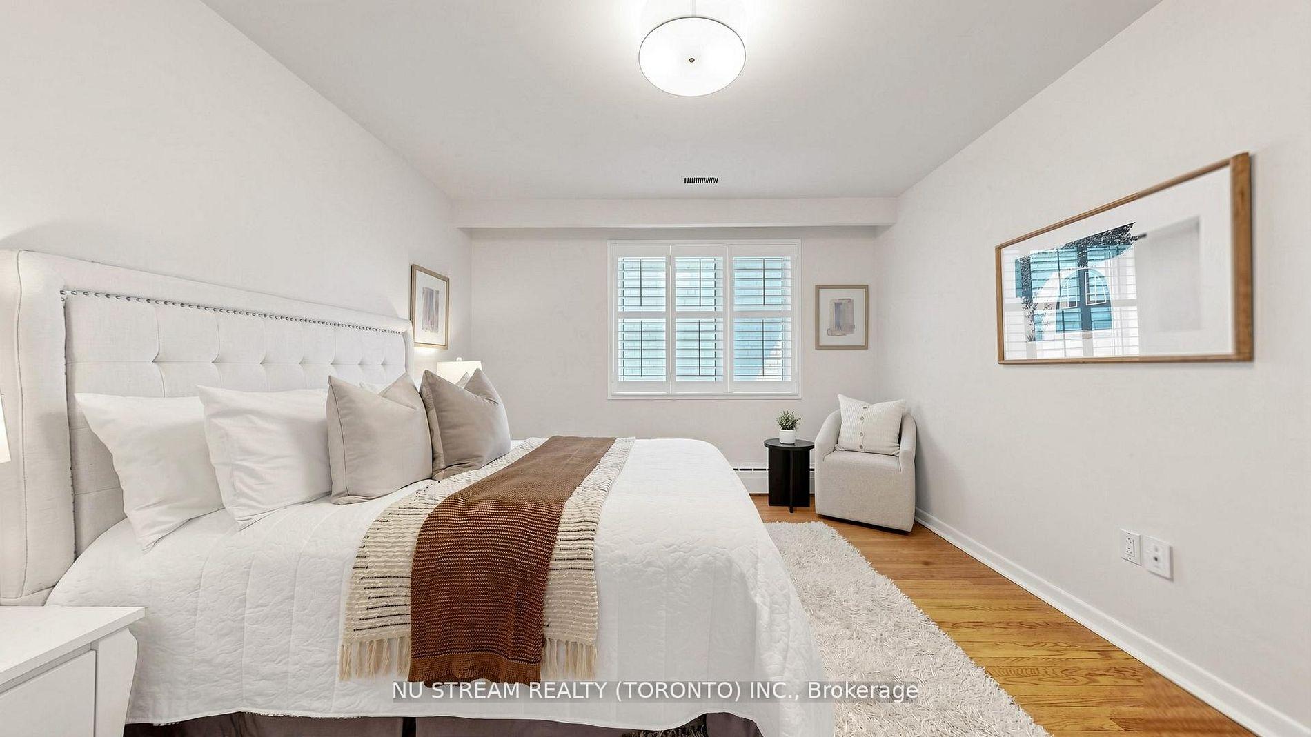 Photo 23 of 55 Sunvale Drive, Etobicoke, Willowridge-Martingrove-Richview — HOMEH