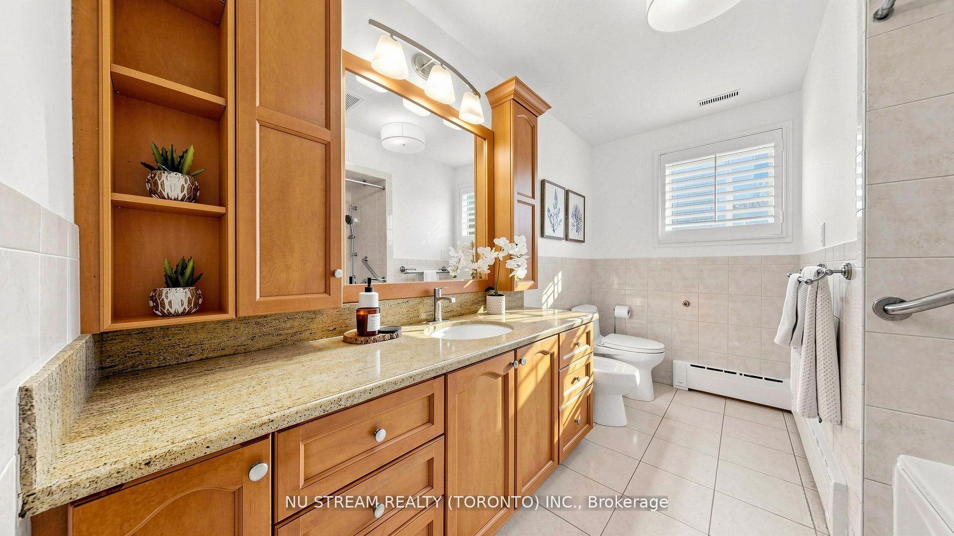 Photo 27 of 55 Sunvale Drive, Etobicoke, Willowridge-Martingrove-Richview — HOMEH