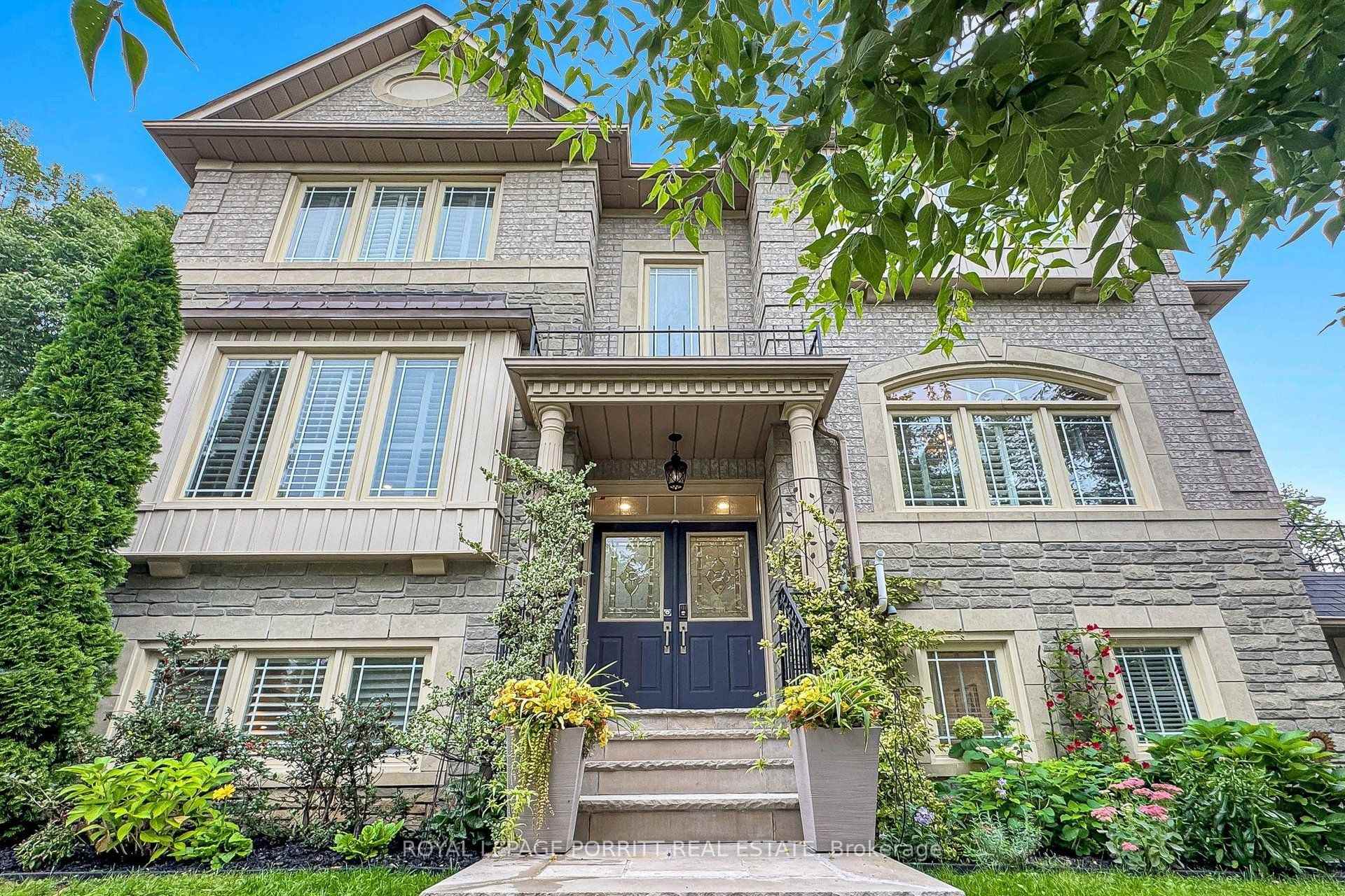Photo 1 of 2 Granite Court, Etobicoke, Mimico — HOMEH
