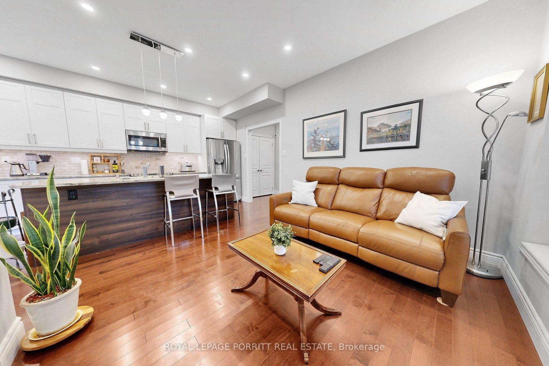 Photo 13 of 2 Granite Court, Etobicoke, Mimico — HOMEH