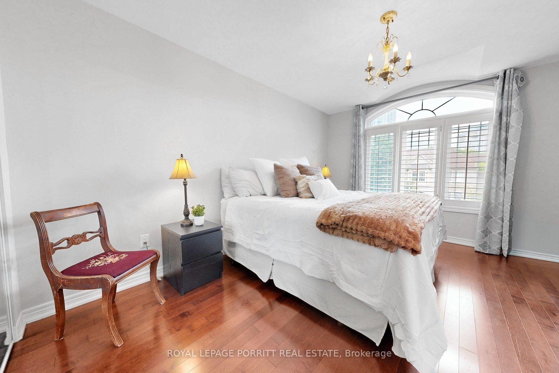 Photo 29 of 2 Granite Court, Etobicoke, Mimico — HOMEH