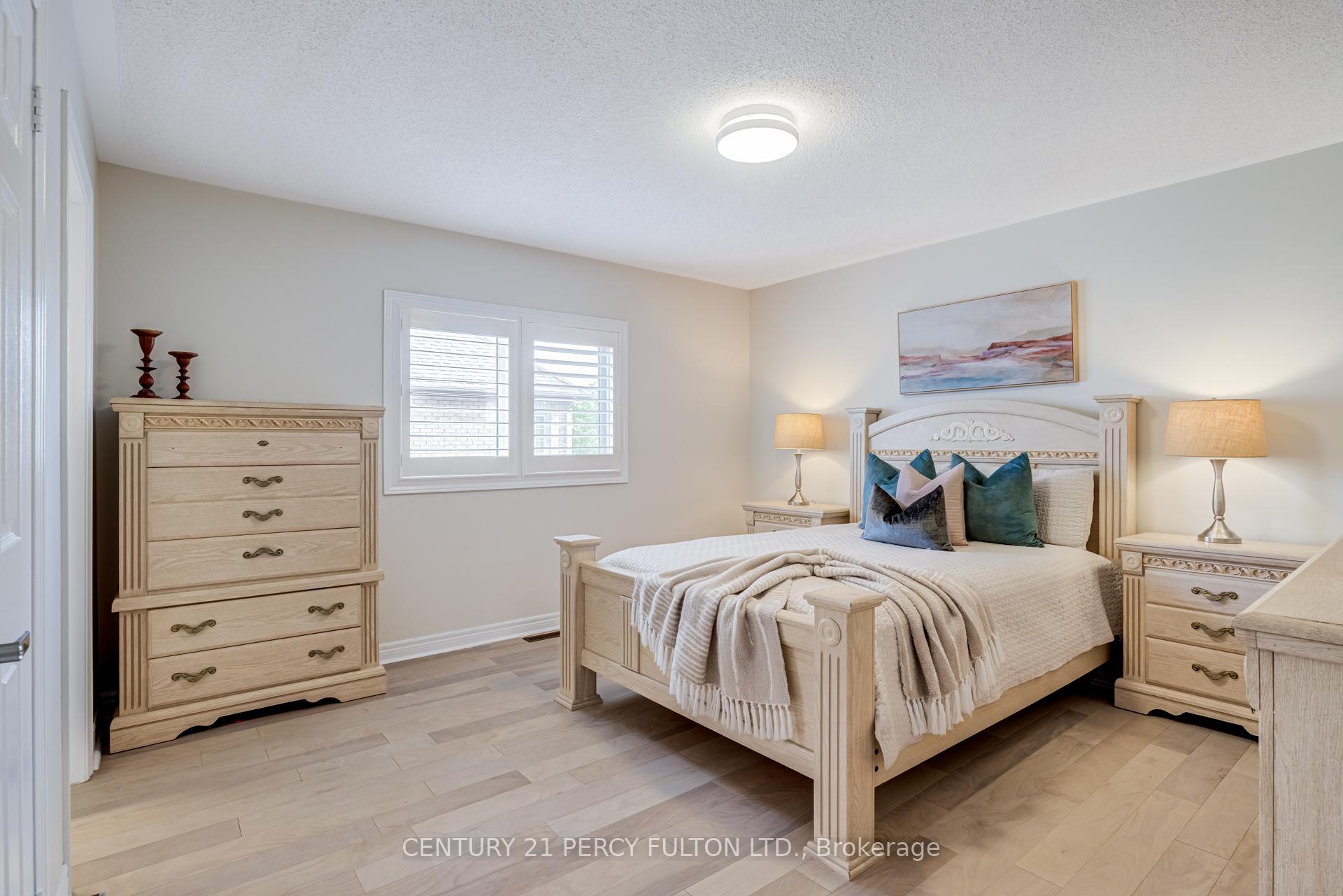 Photo 35 of 118 Village Gate Drive, Markham, Cachet — HOMEH