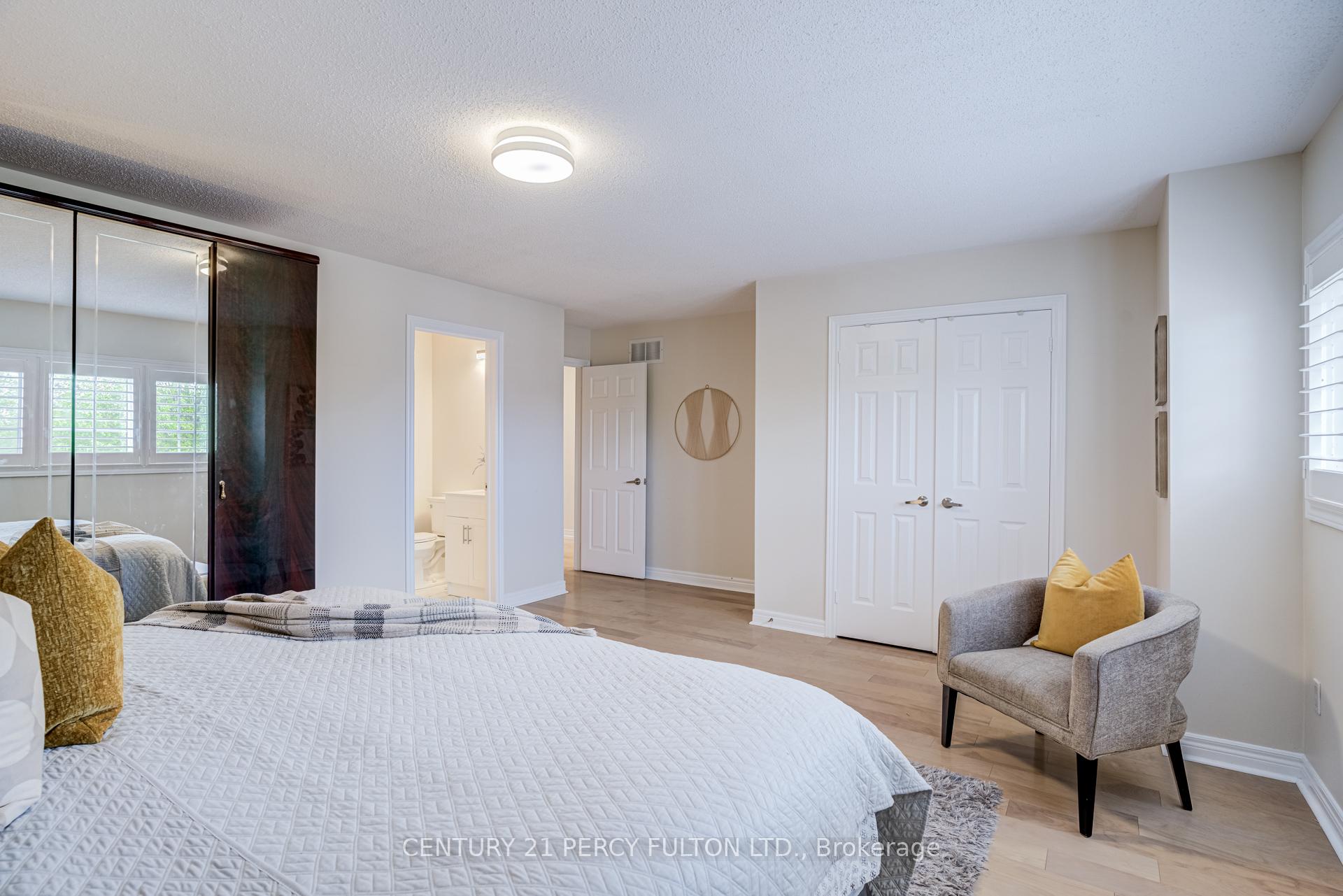 Photo 42 of 118 Village Gate Drive, Markham, Cachet — HOMEH