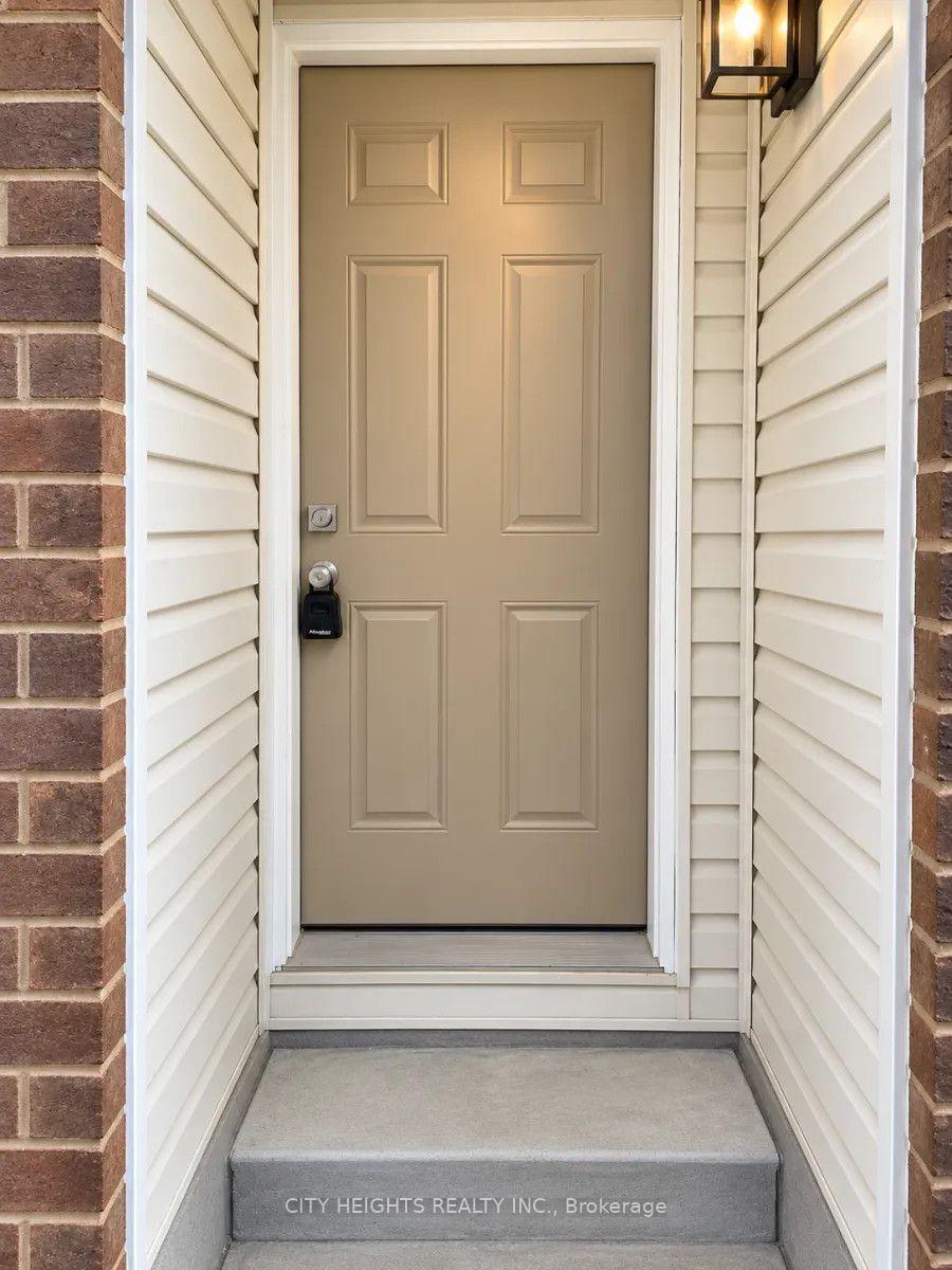 Photo 2 of Unit LOWER, 9 Fenchurch Drive, Brampton, Northwest Brampton — HOMEH