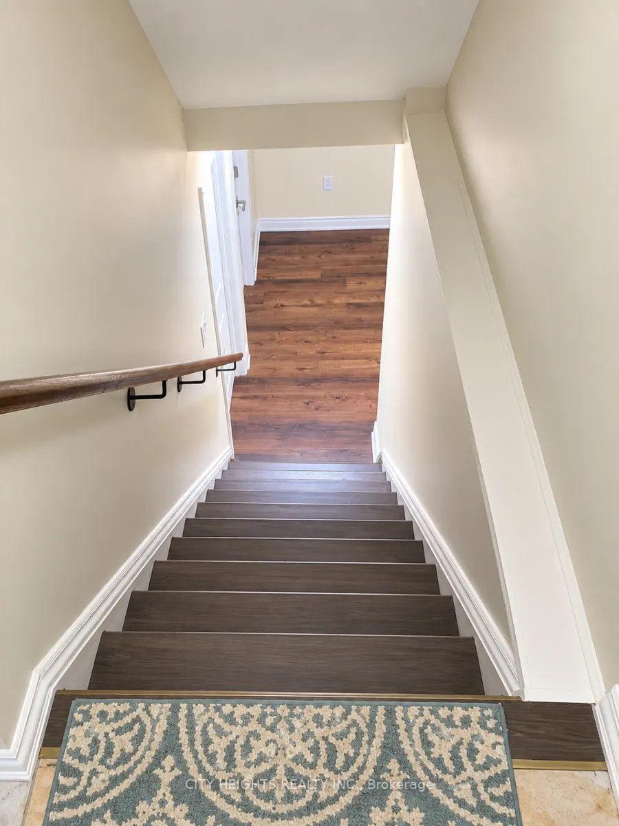 Photo 7 of Unit LOWER, 9 Fenchurch Drive, Brampton, Northwest Brampton — HOMEH
