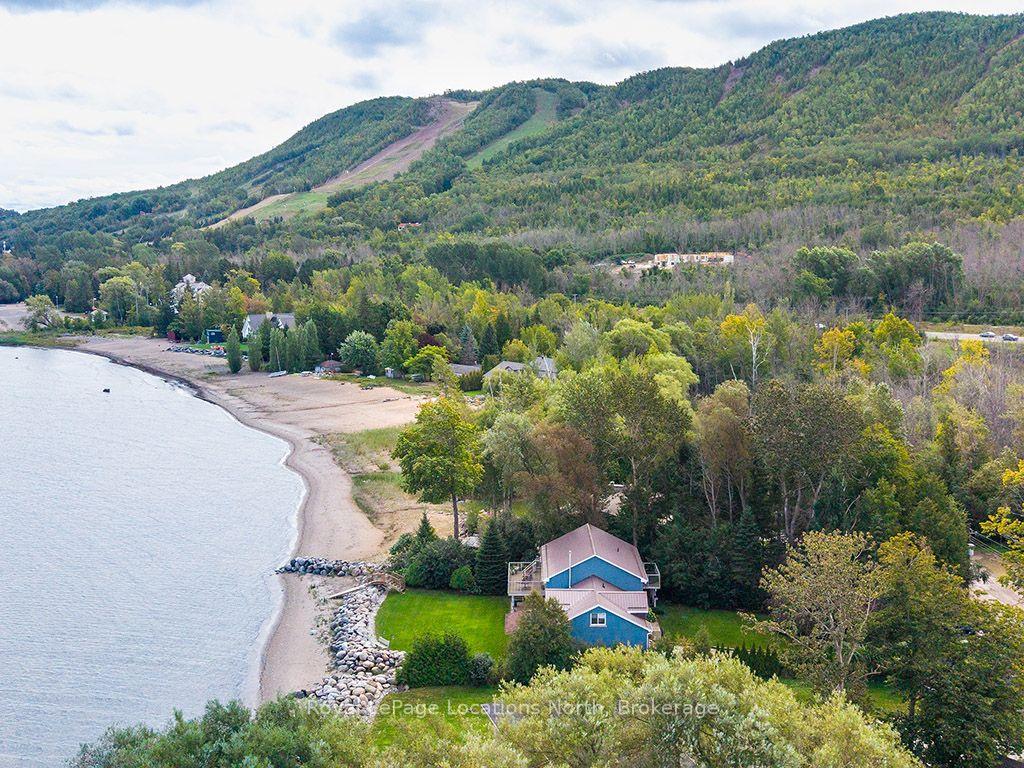 Photo 4 of 141 Teskey Drive, Blue Mountains — HOMEH