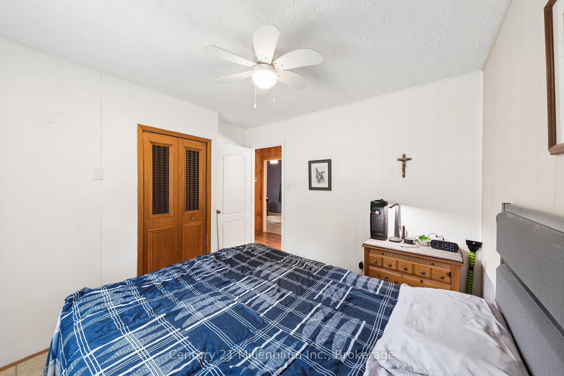 Photo 12 of 25 Glendale Avenue, Wasaga Beach — HOMEH