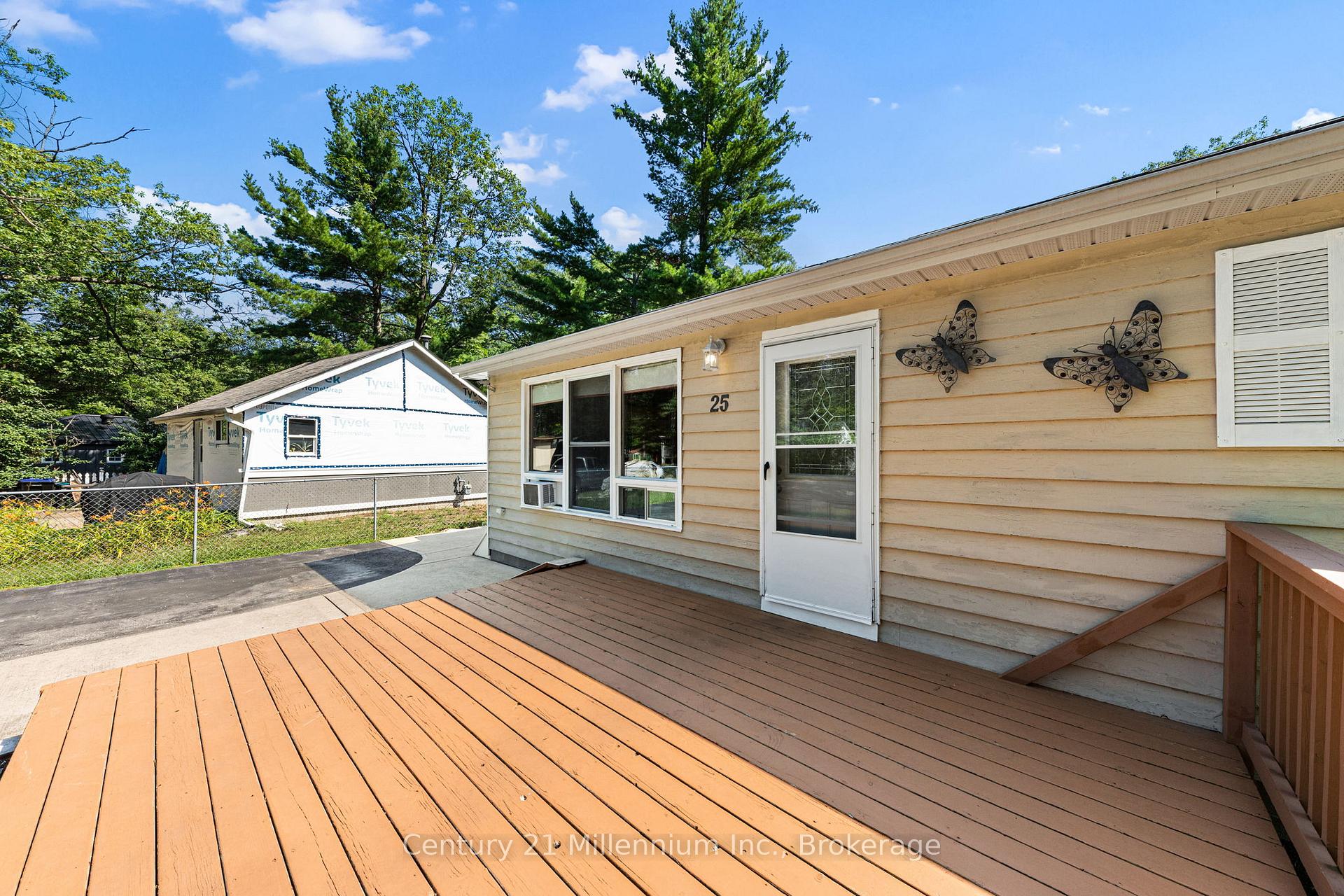 Photo 22 of 25 Glendale Avenue, Wasaga Beach — HOMEH