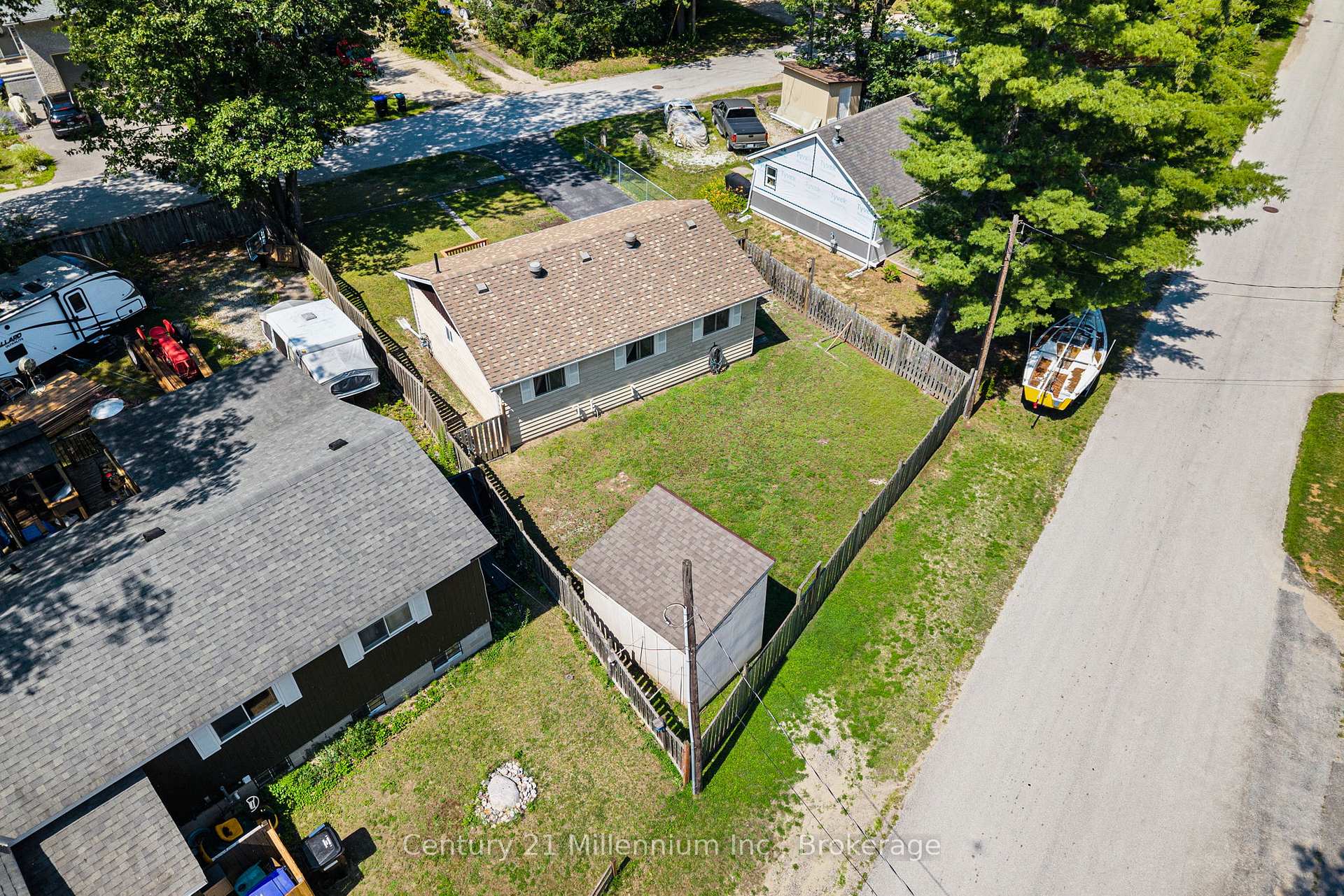 Photo 28 of 25 Glendale Avenue, Wasaga Beach — HOMEH