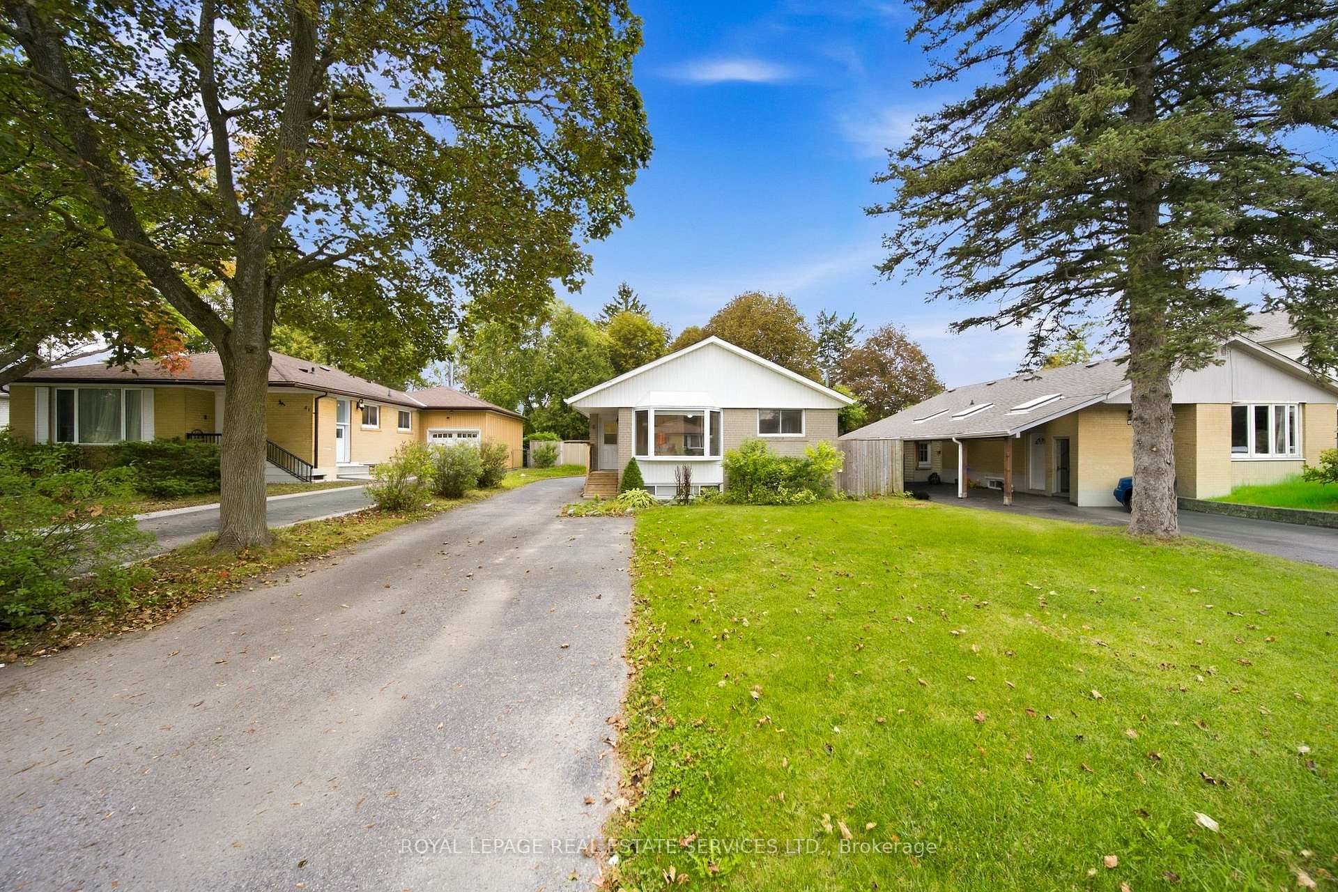 Photo 1 of Unit Main, 6 Corbett Crescent, Aurora, Aurora Highlands — HOMEH
