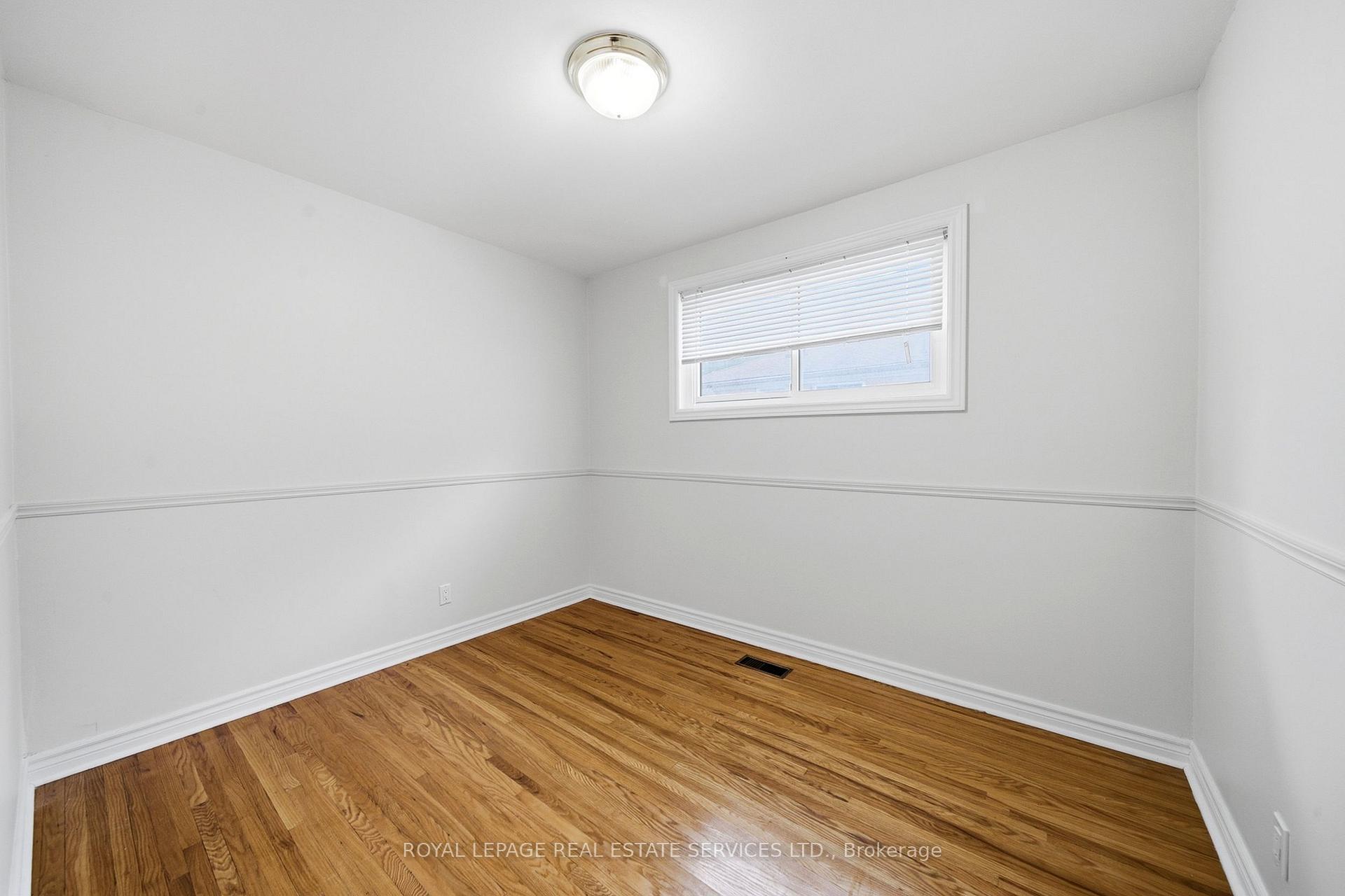 Photo 22 of Unit Main, 6 Corbett Crescent, Aurora, Aurora Highlands — HOMEH