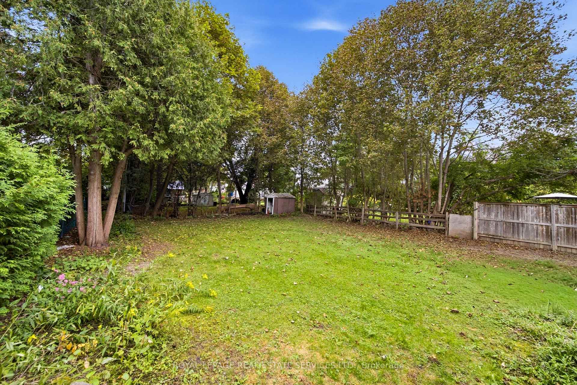 Photo 27 of Unit Main, 6 Corbett Crescent, Aurora, Aurora Highlands — HOMEH