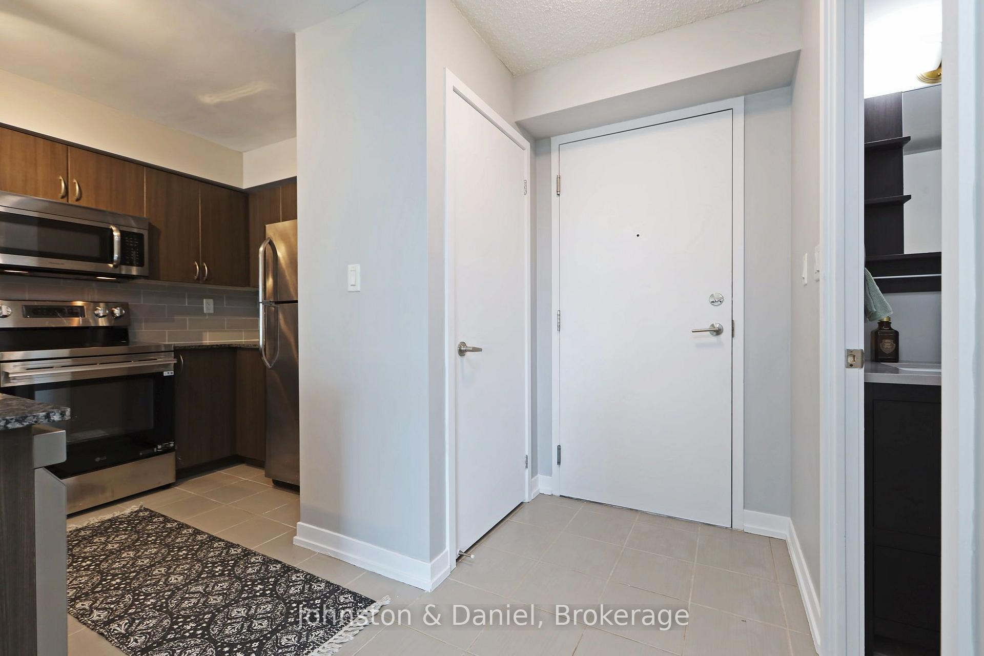Photo 2 of Unit 511, 816 Lansdowne Avenue, Toronto, Dovercourt-Wallace Emerson-Junction — HOMEH
