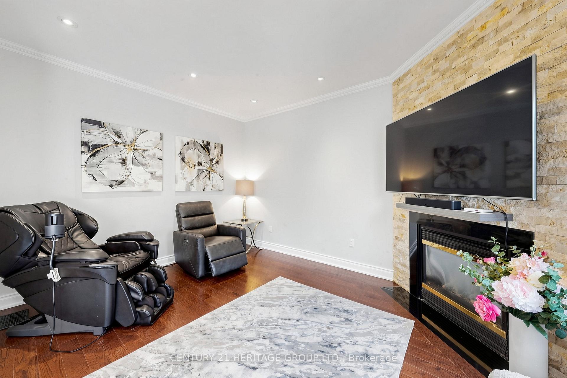 Photo 11 of 4 Mumberson Court, Markham, Cachet — HOMEH