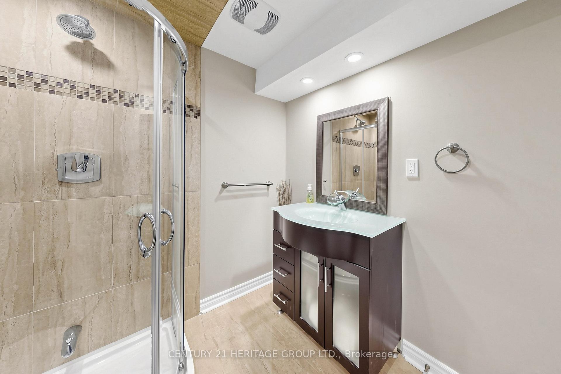 Photo 42 of 4 Mumberson Court, Markham, Cachet — HOMEH
