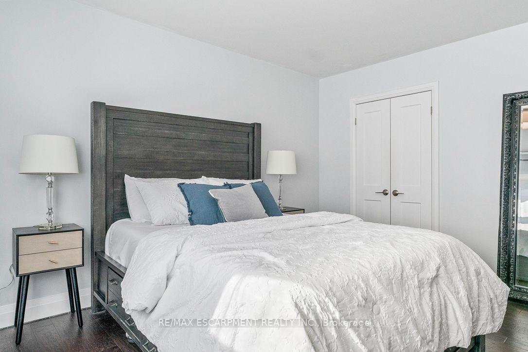 Photo 31 of Unit 5, 469 Claridge Road, Burlington, Roseland — HOMEH