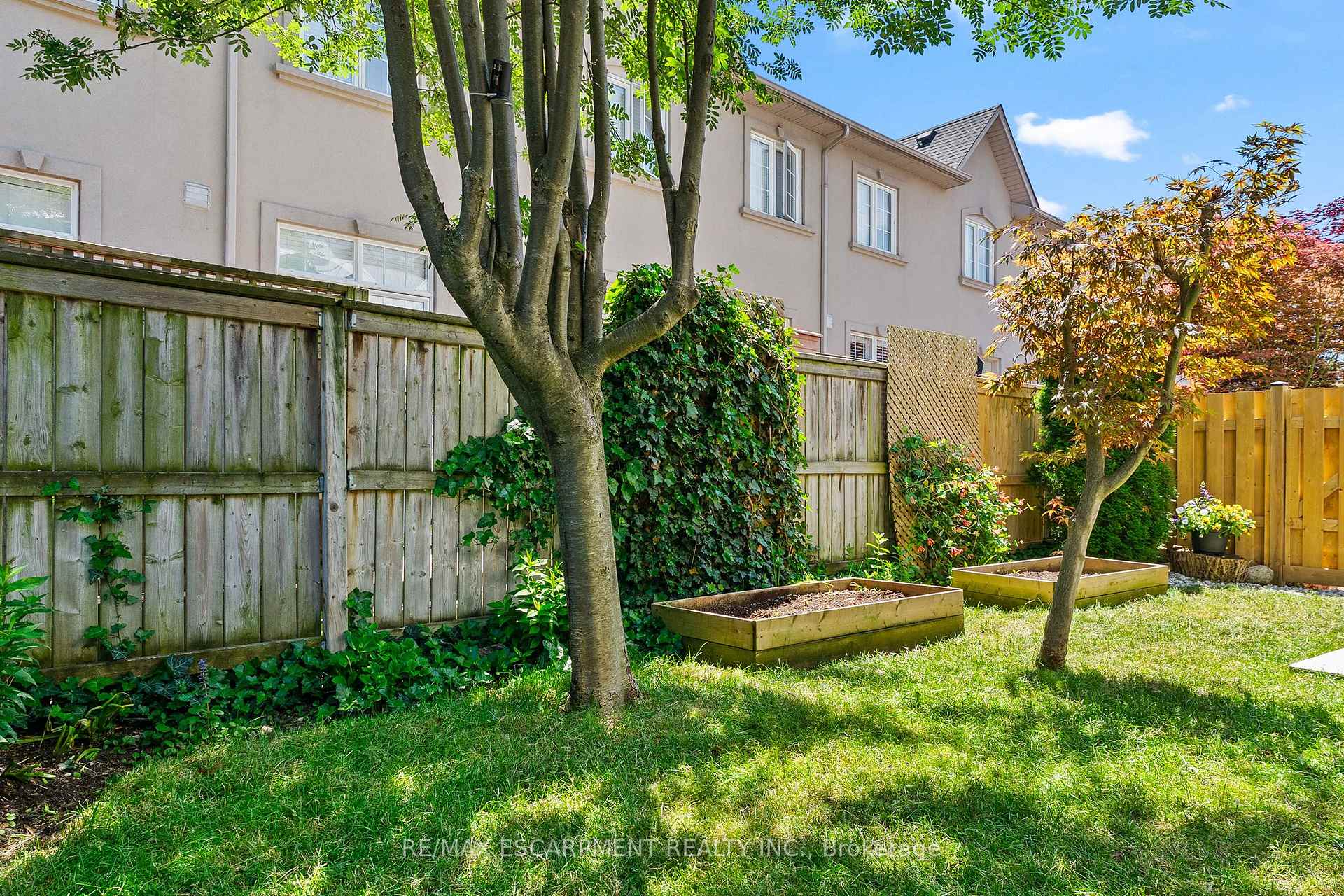 Photo 51 of Unit 5, 469 Claridge Road, Burlington, Roseland — HOMEH