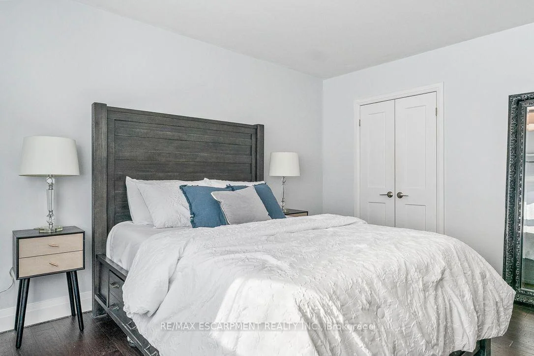 Photo 34 of Unit 5, 469 Claridge Road, Burlington, Roseland — HOMEH