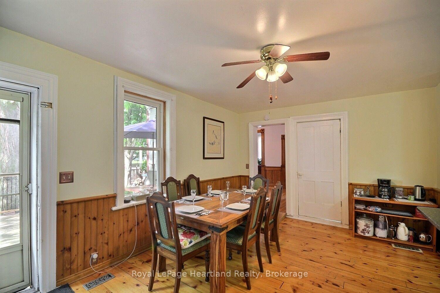 Photo 9 of 32 Rattenbury Street W, Central Huron, Clinton — HOMEH