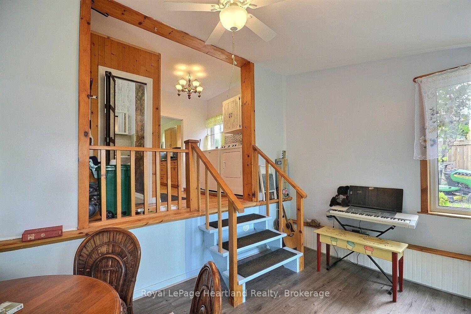 Photo 27 of 32 Rattenbury Street W, Central Huron, Clinton — HOMEH