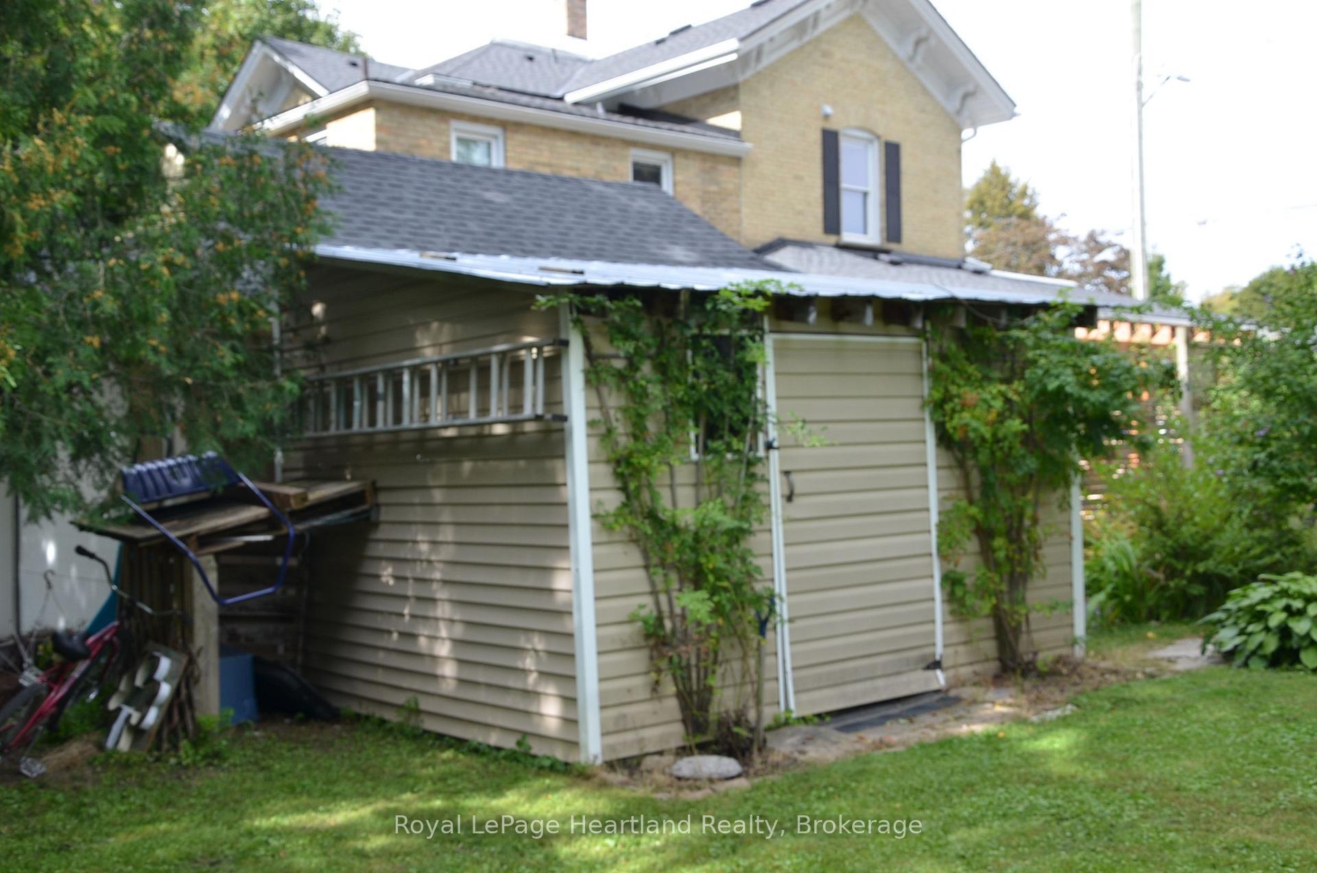 Photo 38 of 32 Rattenbury Street W, Central Huron, Clinton — HOMEH