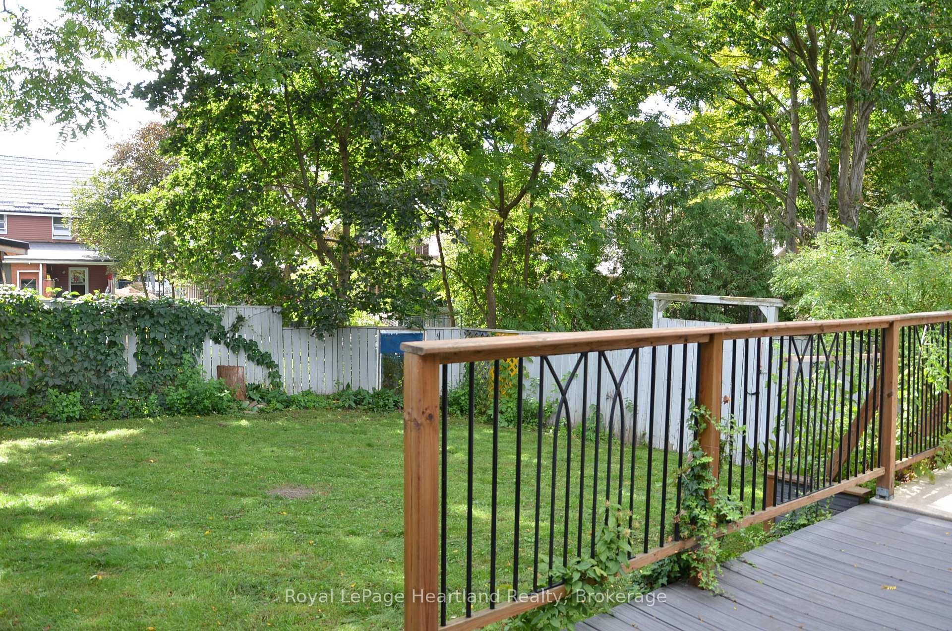 Photo 42 of 32 Rattenbury Street W, Central Huron, Clinton — HOMEH