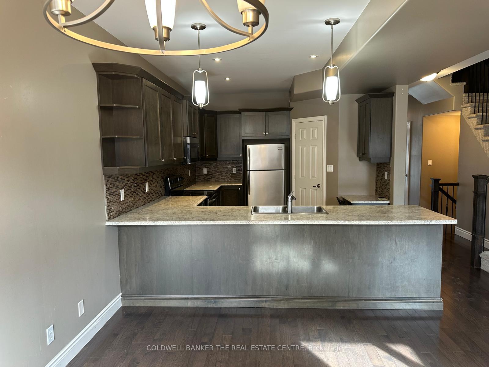 Photo 6 of 48 Hanover Court, Belleville, Thurlow Ward — HOMEH