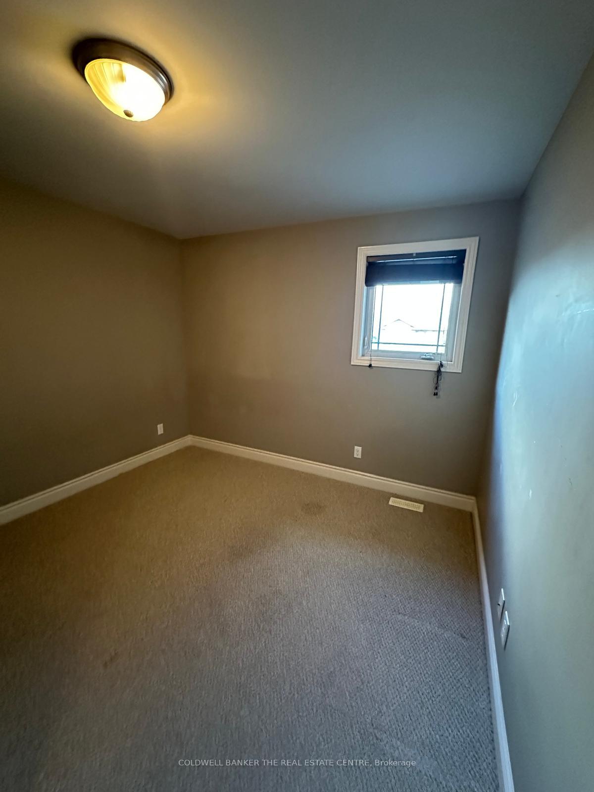 Photo 9 of 48 Hanover Court, Belleville, Thurlow Ward — HOMEH