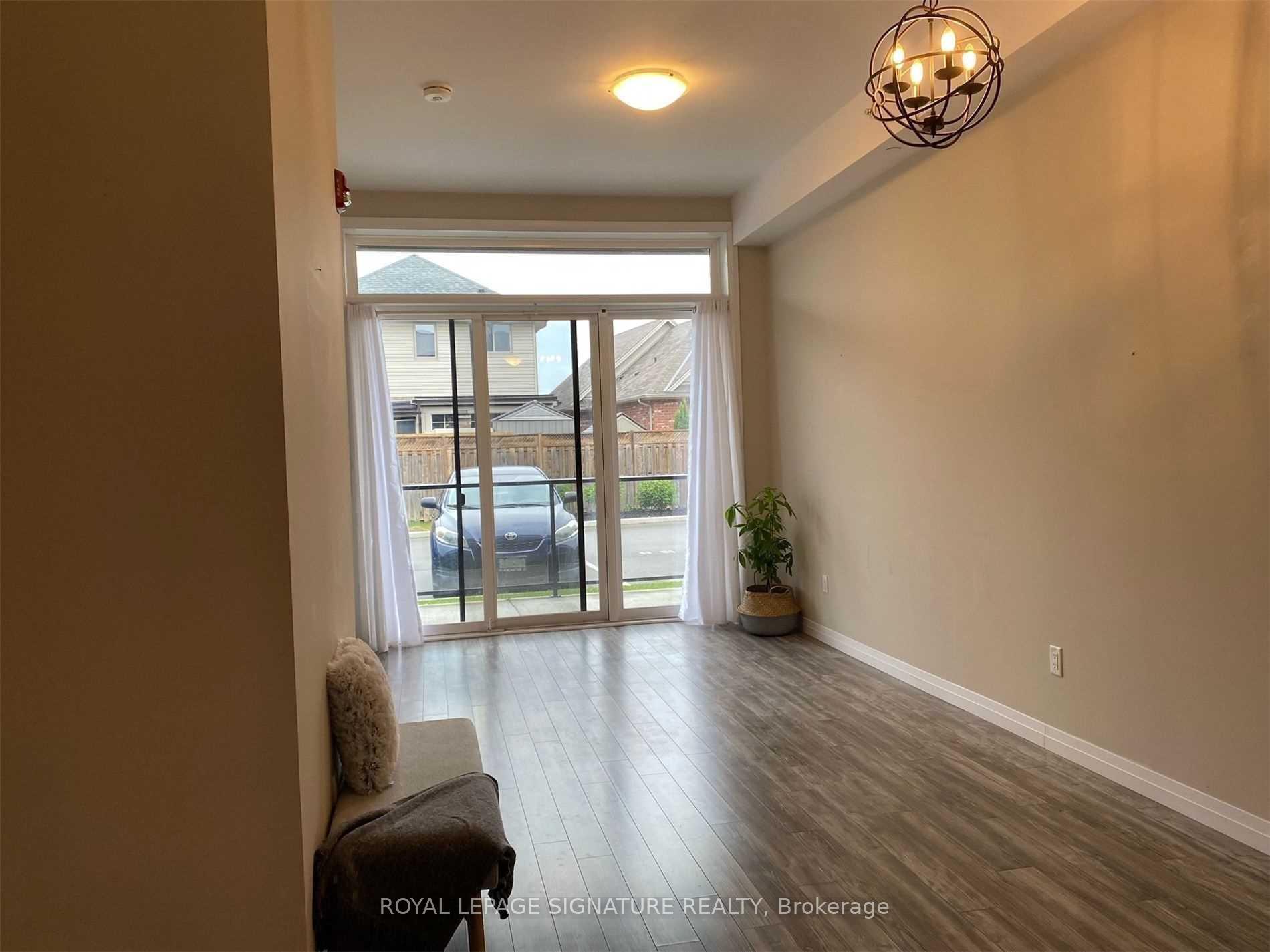 Photo 9 of Unit 108B, 85 Morrell Street E, Brantford, Holmesdale-Lansdowne — HOMEH