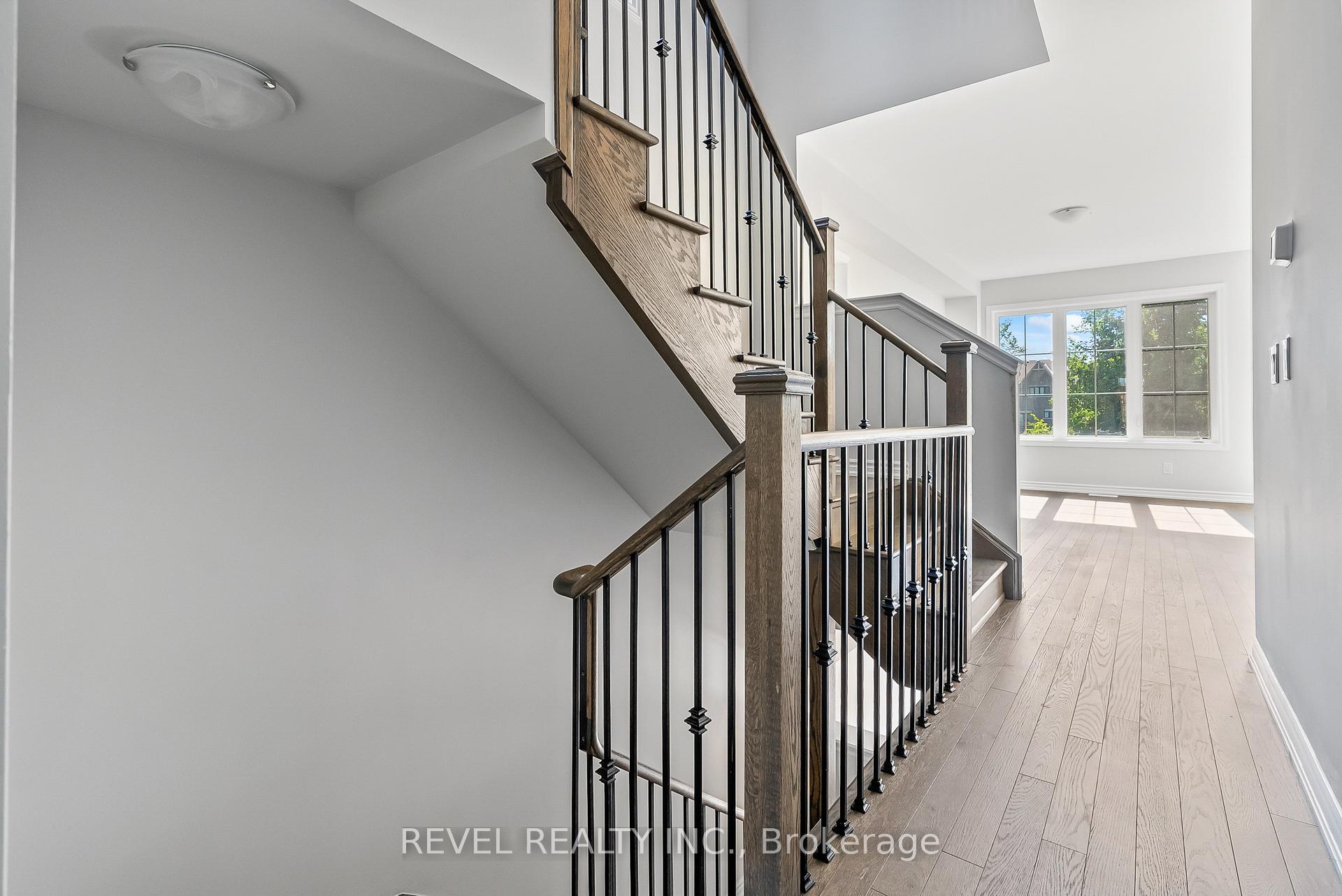 Photo 5 of 14 Paradise Way, Whitby, Rolling Acres — HOMEH