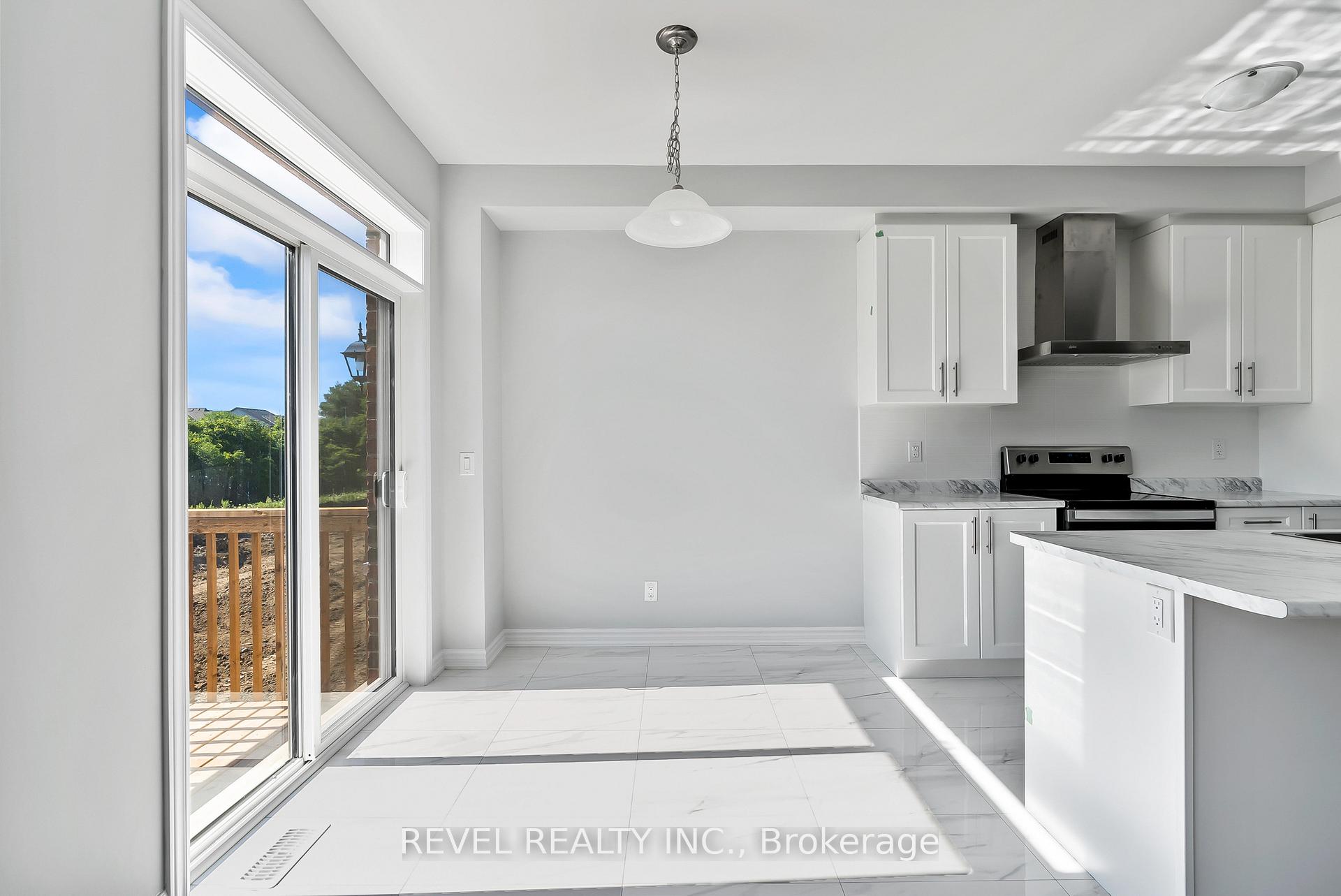 Photo 12 of 14 Paradise Way, Whitby, Rolling Acres — HOMEH